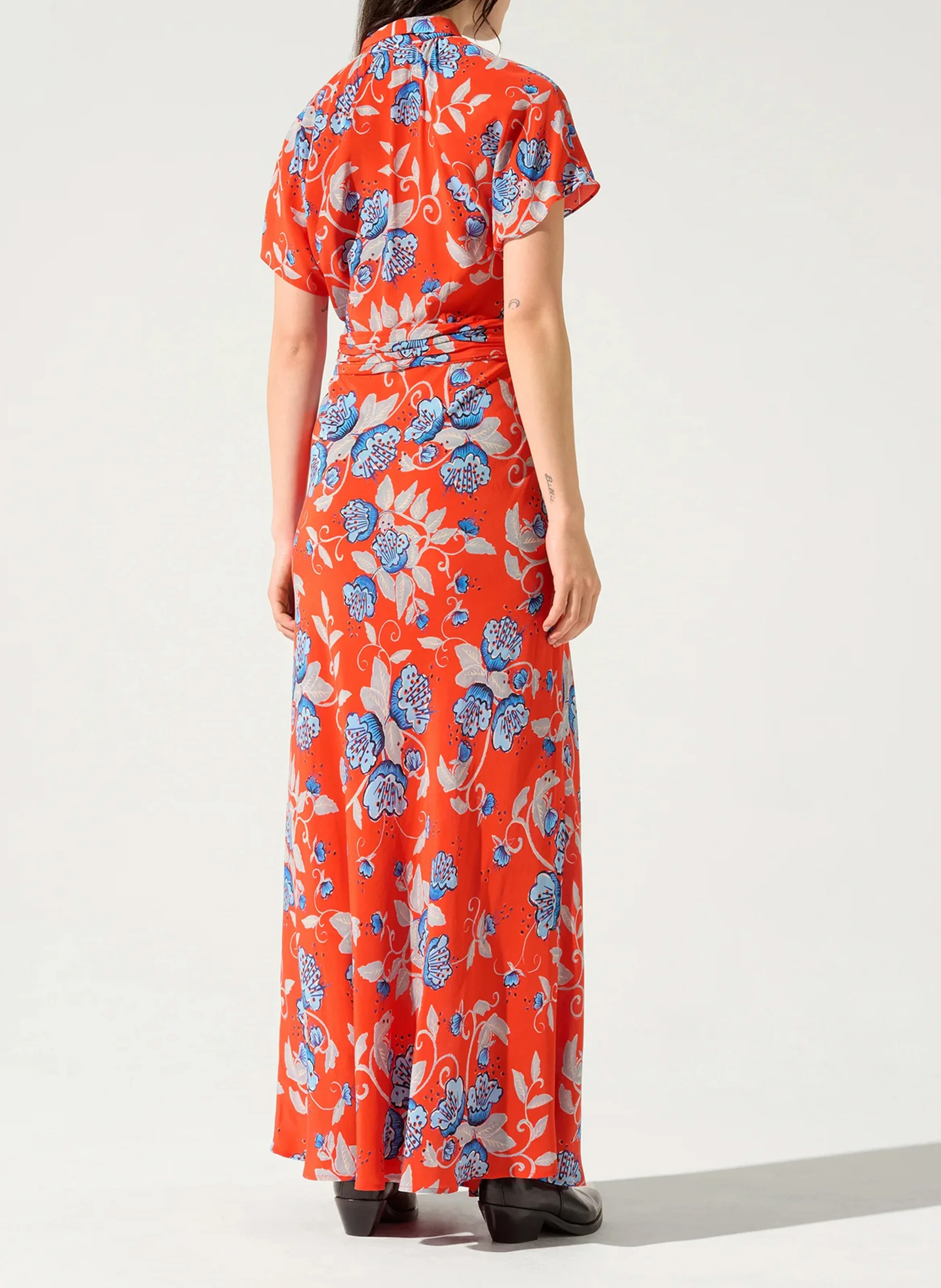 Robe longue col lavallière en soie imprimé | Rouge