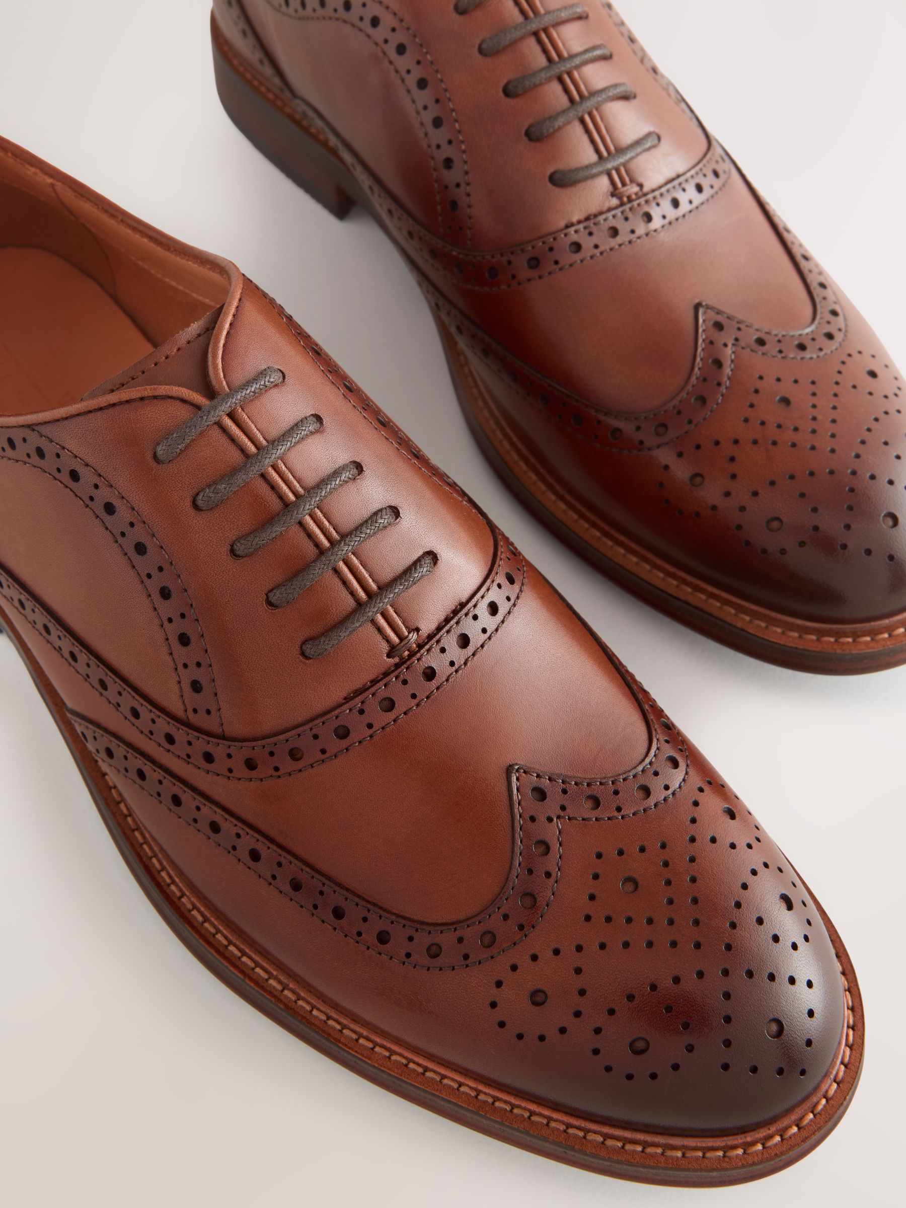 Lichtbruin - Oxford Wingcap Leather Shoes