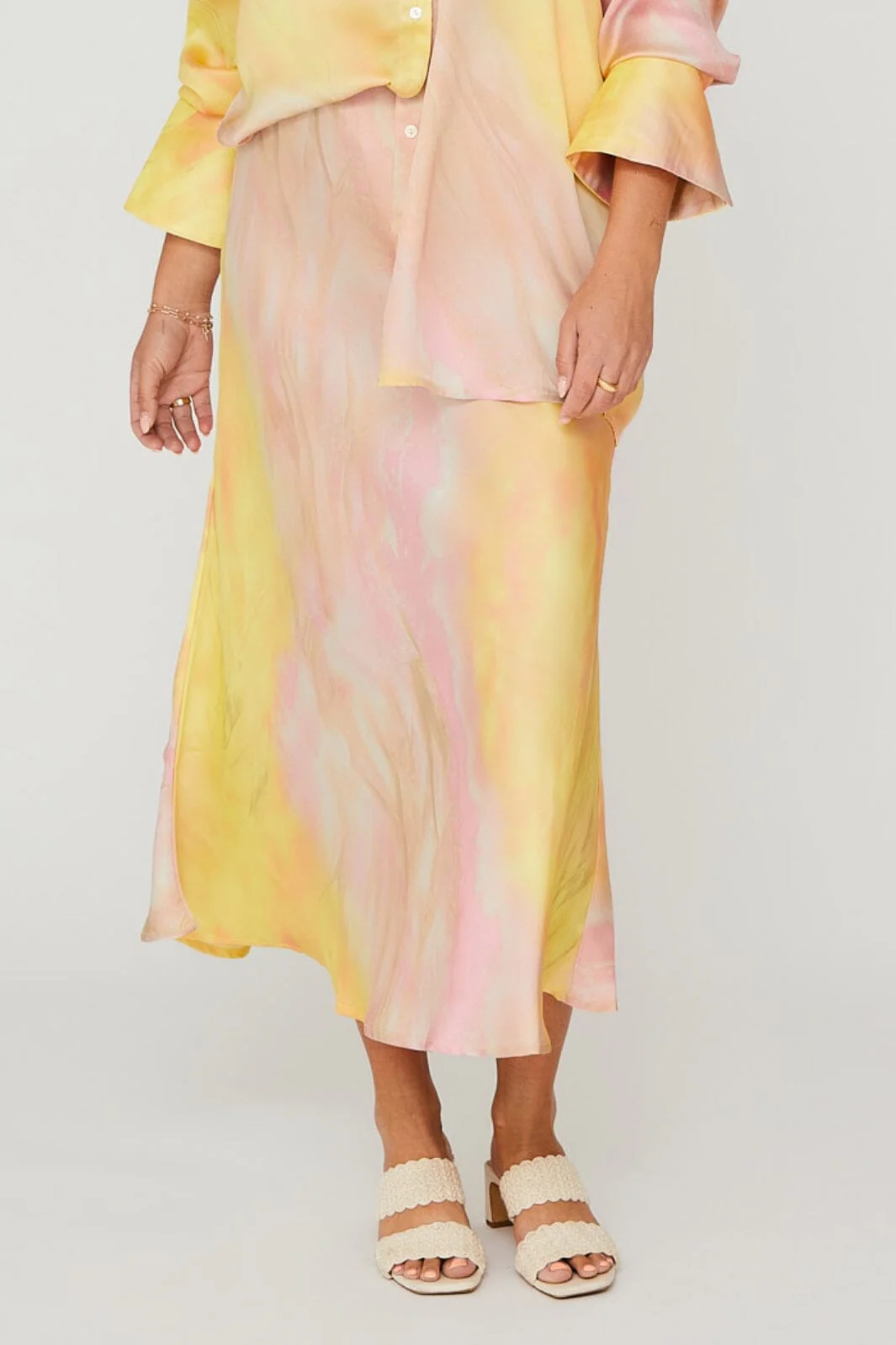 A-View Carry Skirt 302 yellow rose