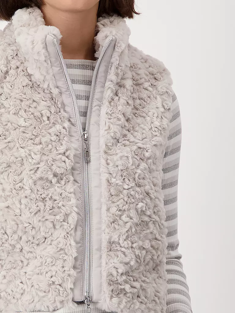 MONARI Gilet in Felloptik creme