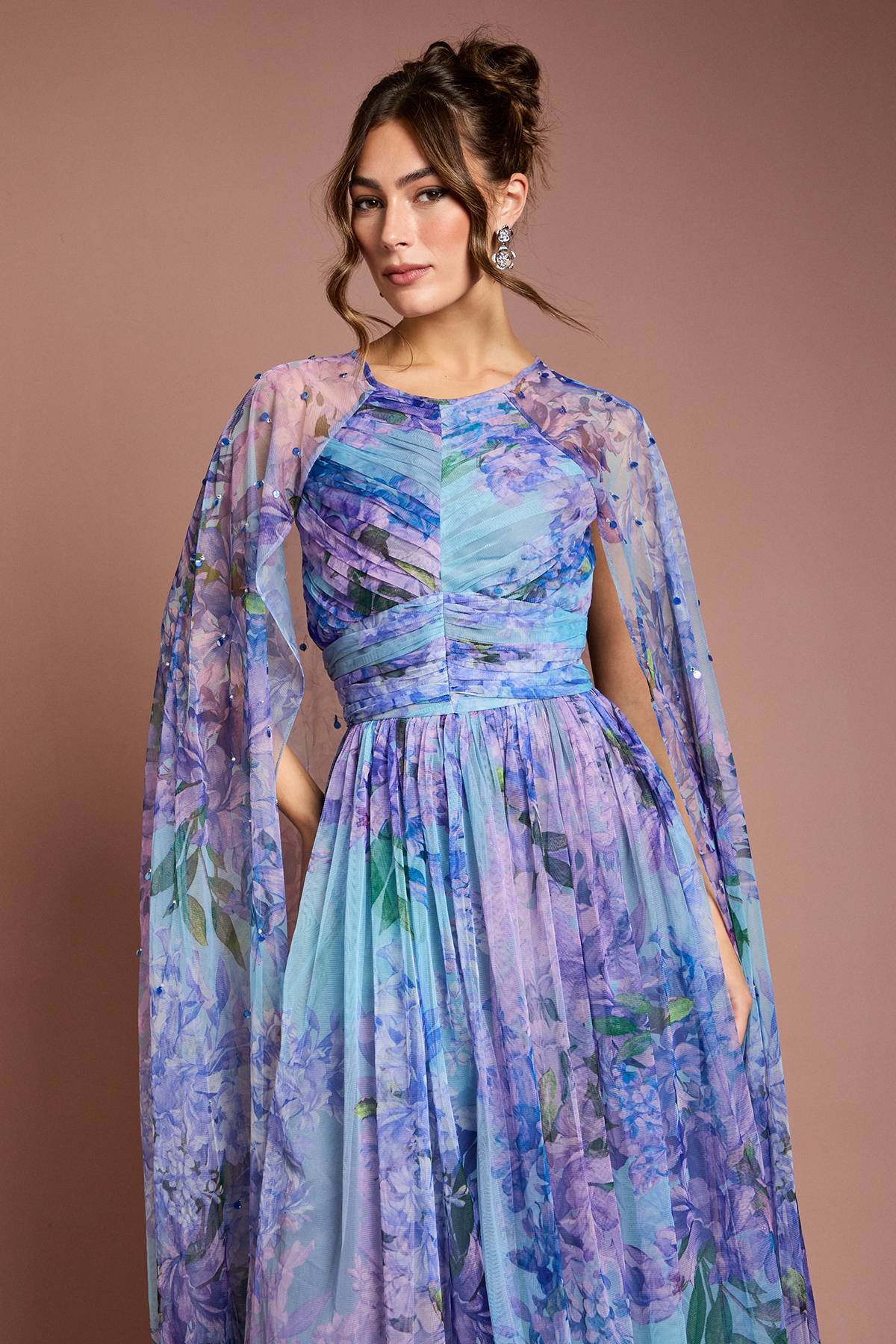 Coast Robe Maxi Cape en Maille Plissée Imprimée avec Pierres Précieuses