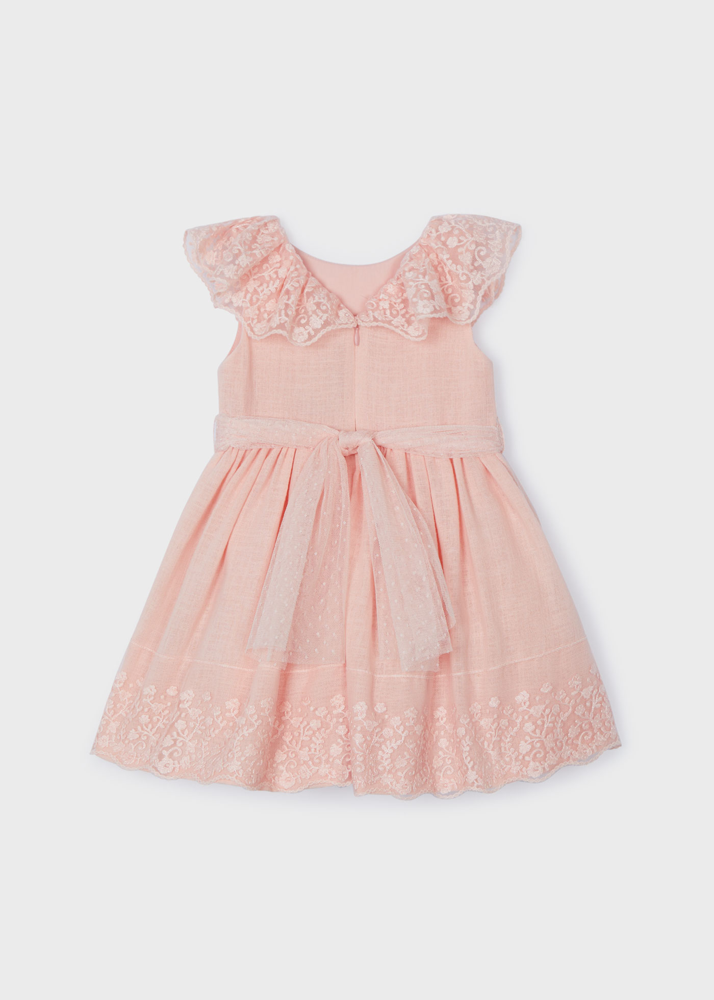 Vestido nude de renda com faixa plumetti para meninas