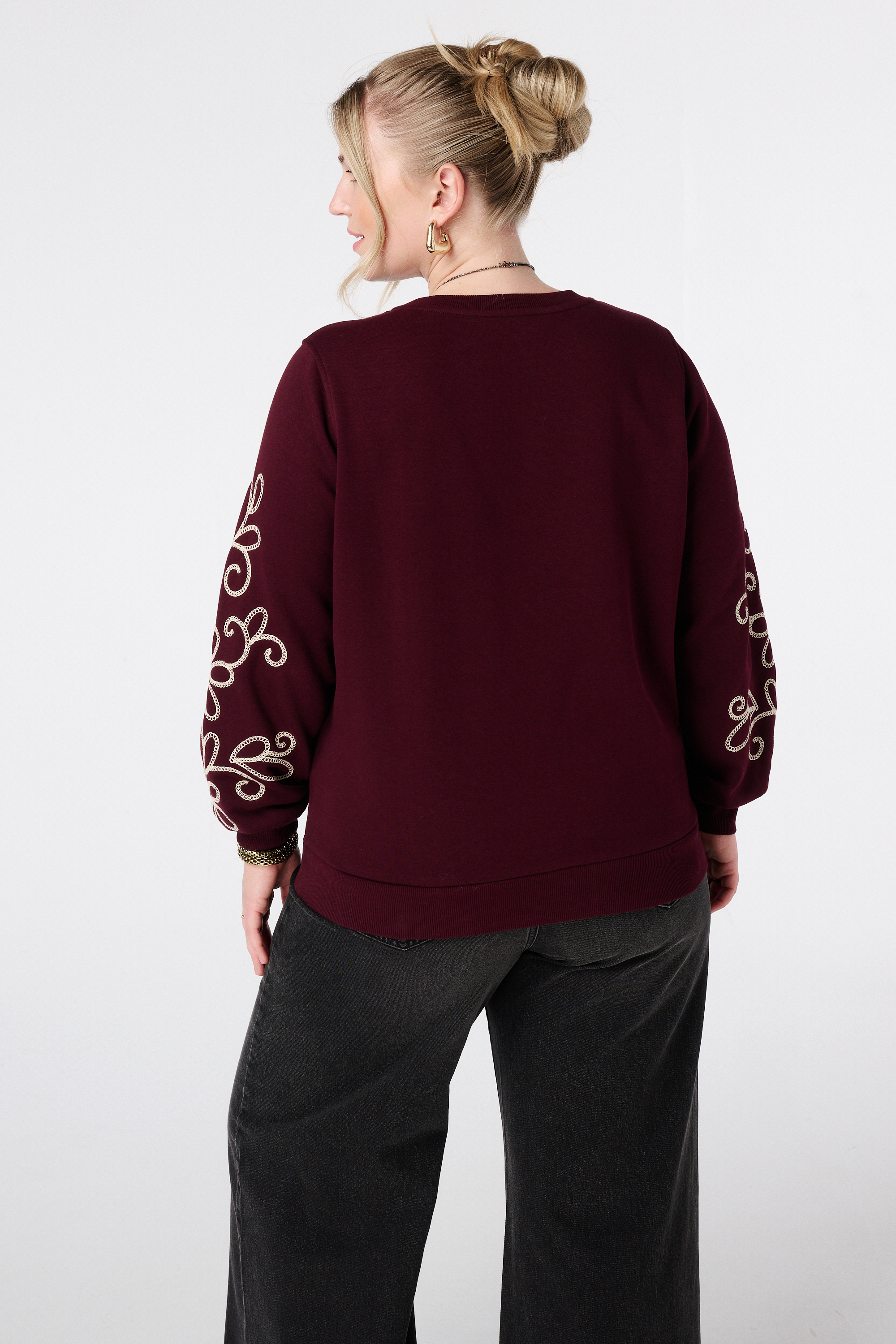 Sweater met broderie details Bordeaux