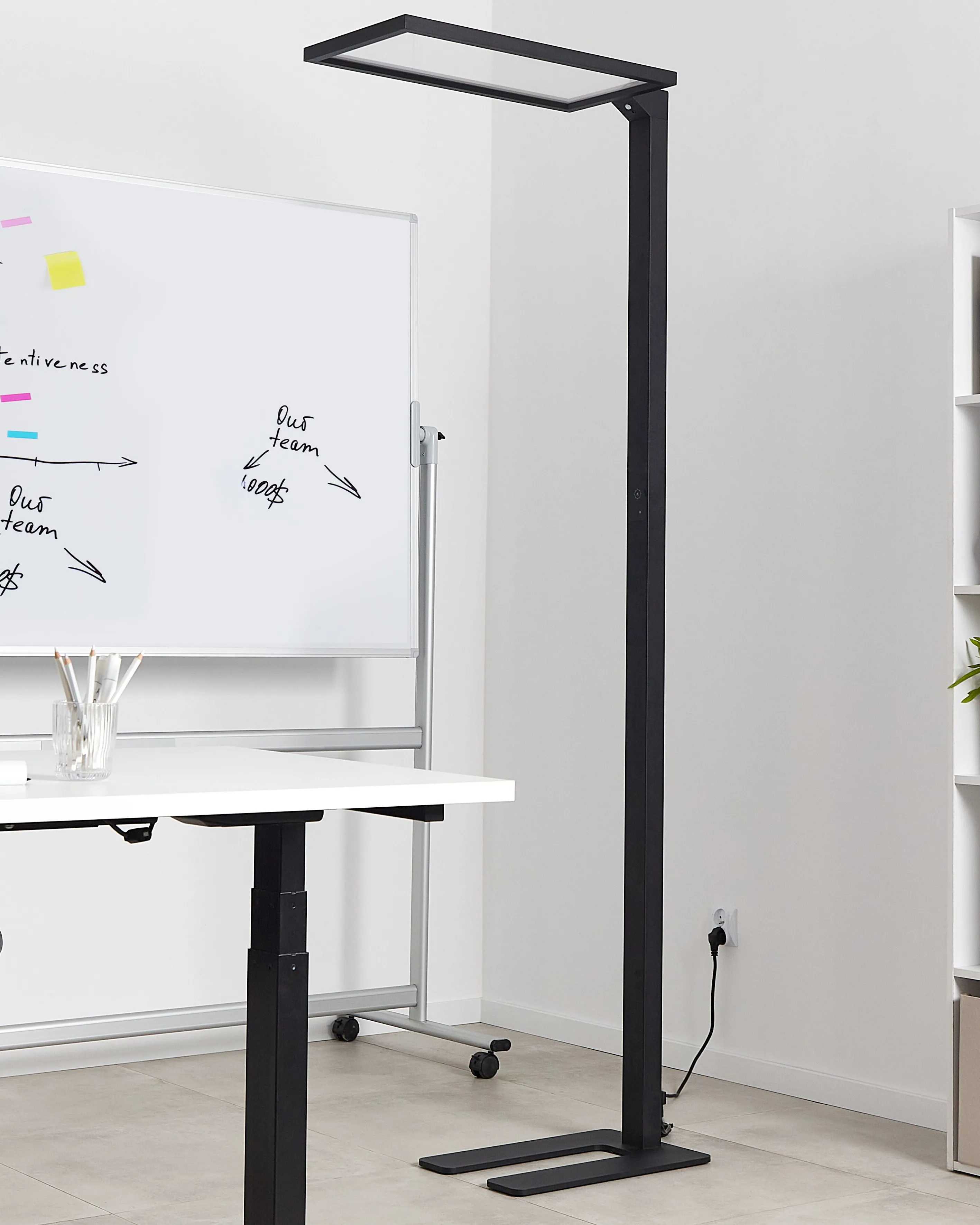 LED staande lamp ORION met bewegingssensor Metaal Zwart