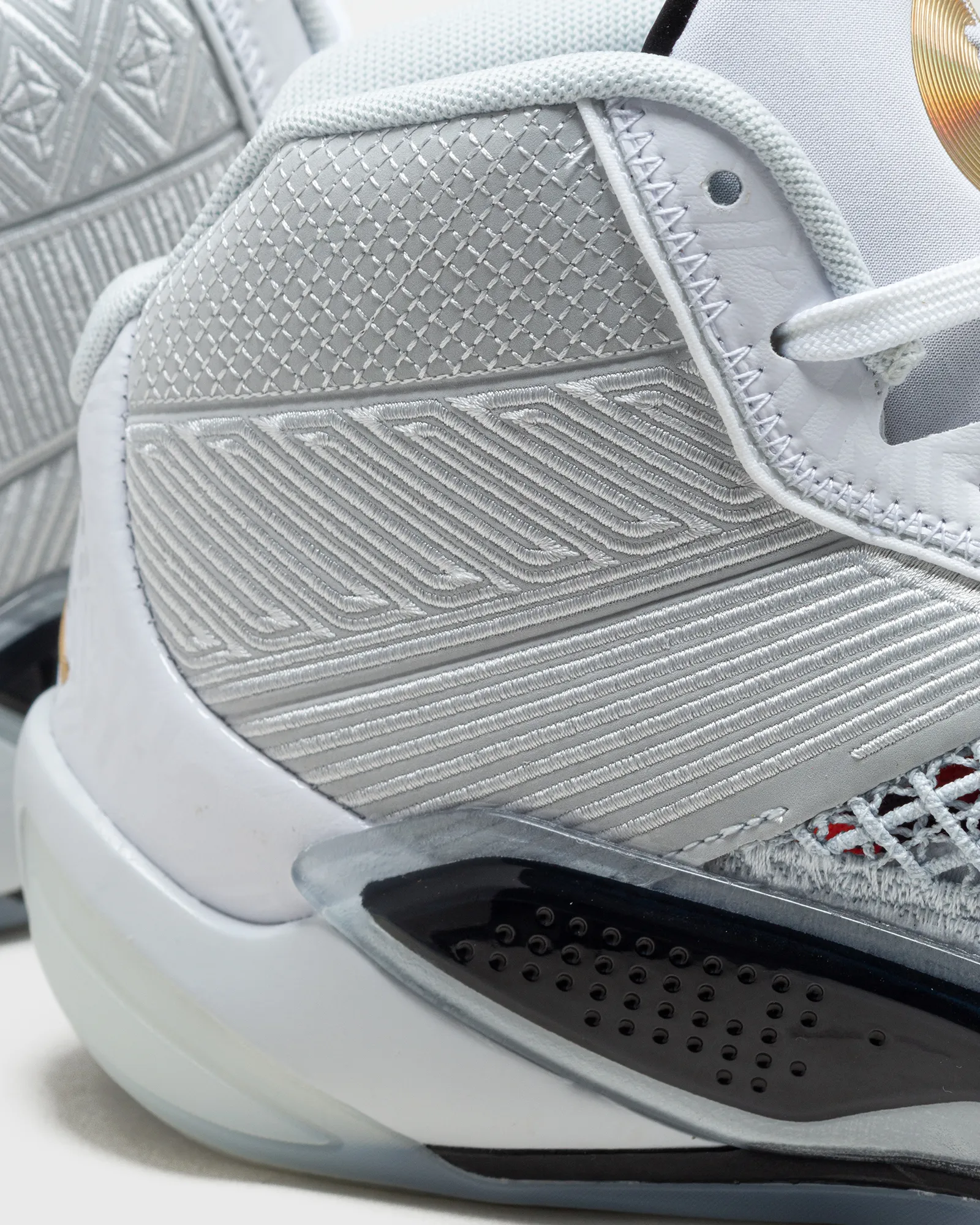 Jordan AIR JORDAN XXXVIII FIBA