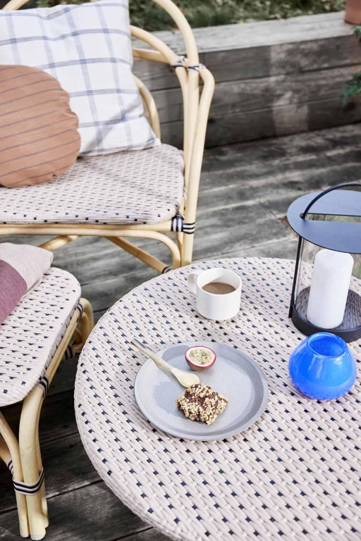 OYOY Momi Outdoor ottoman hocker 42x54 Nature clay