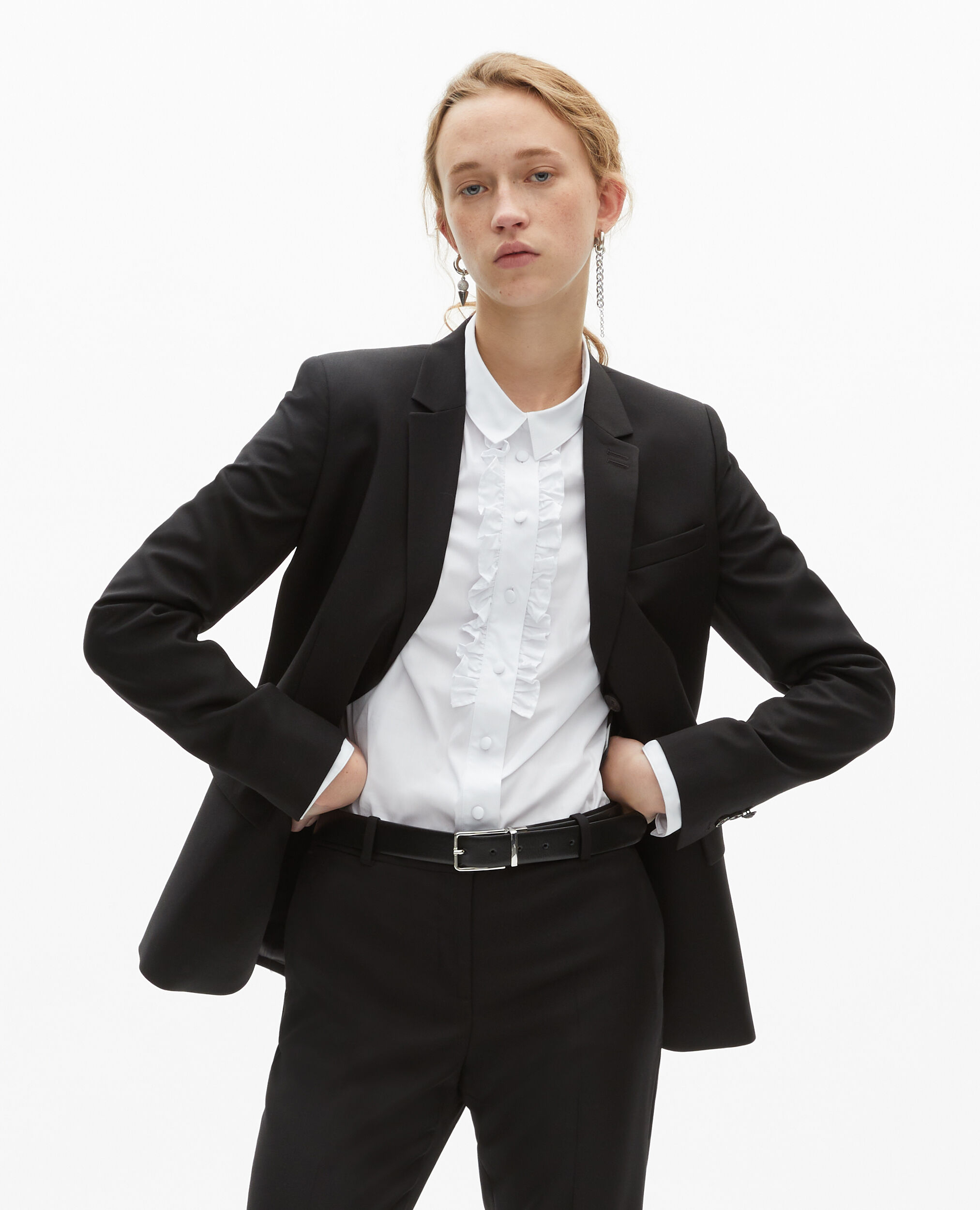 Veste tailleur en laine coupe cintrée noire
