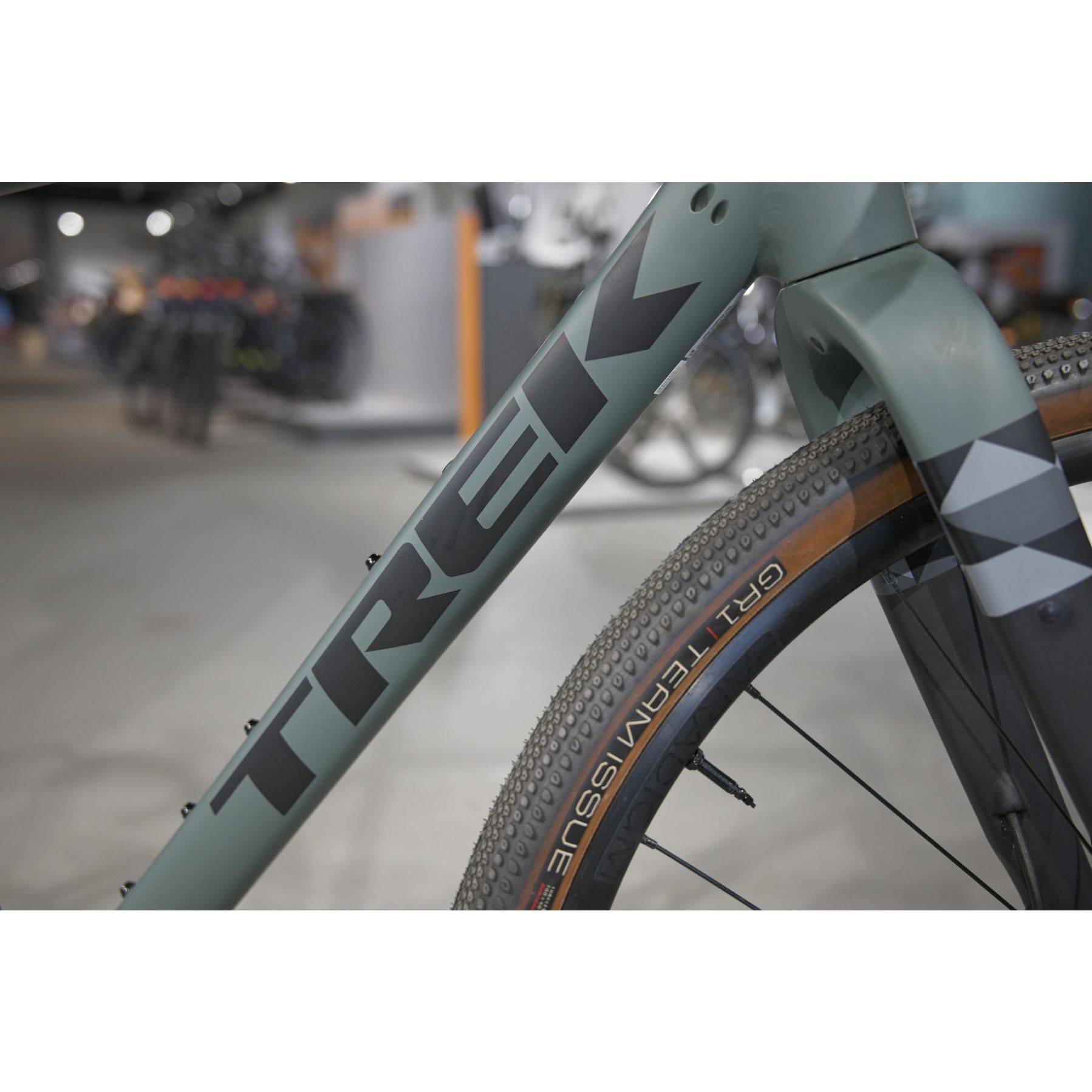 Trek Checkpoint ALR 5 2025