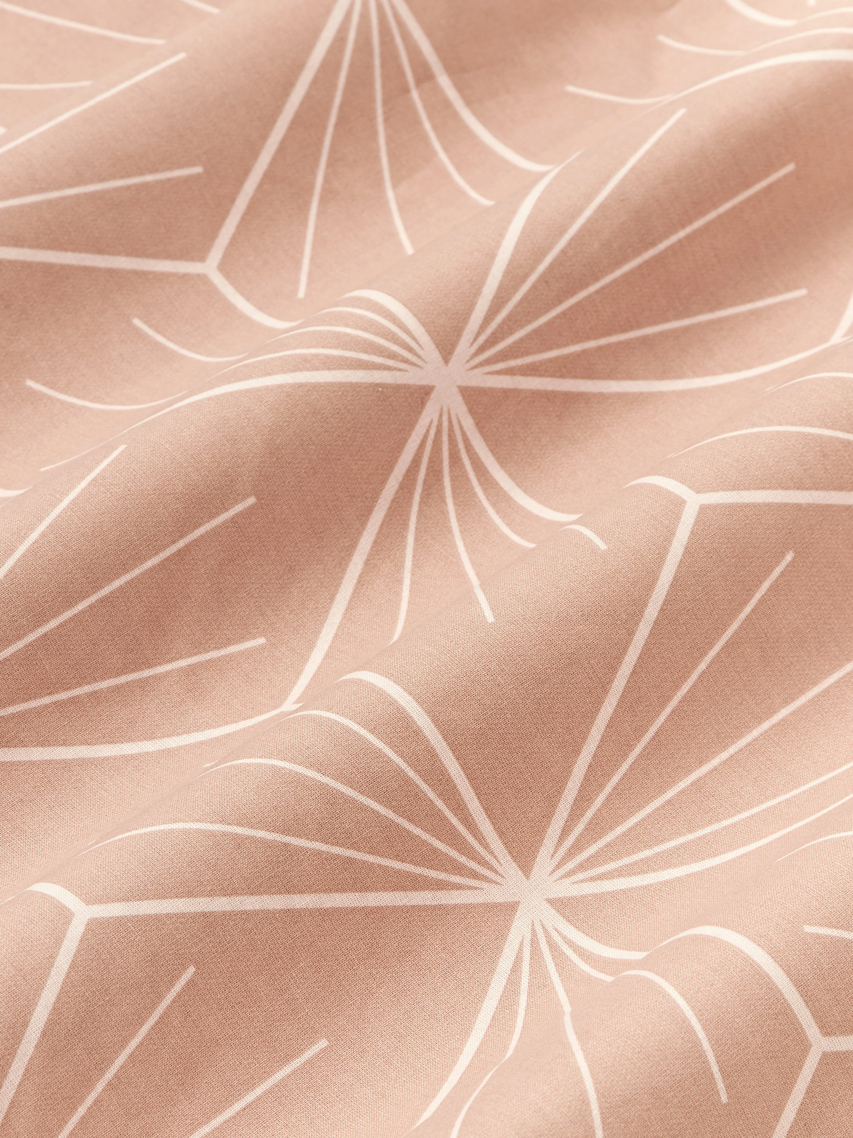 Dubbelzijdige kussenhoes Ilda met geometrische print