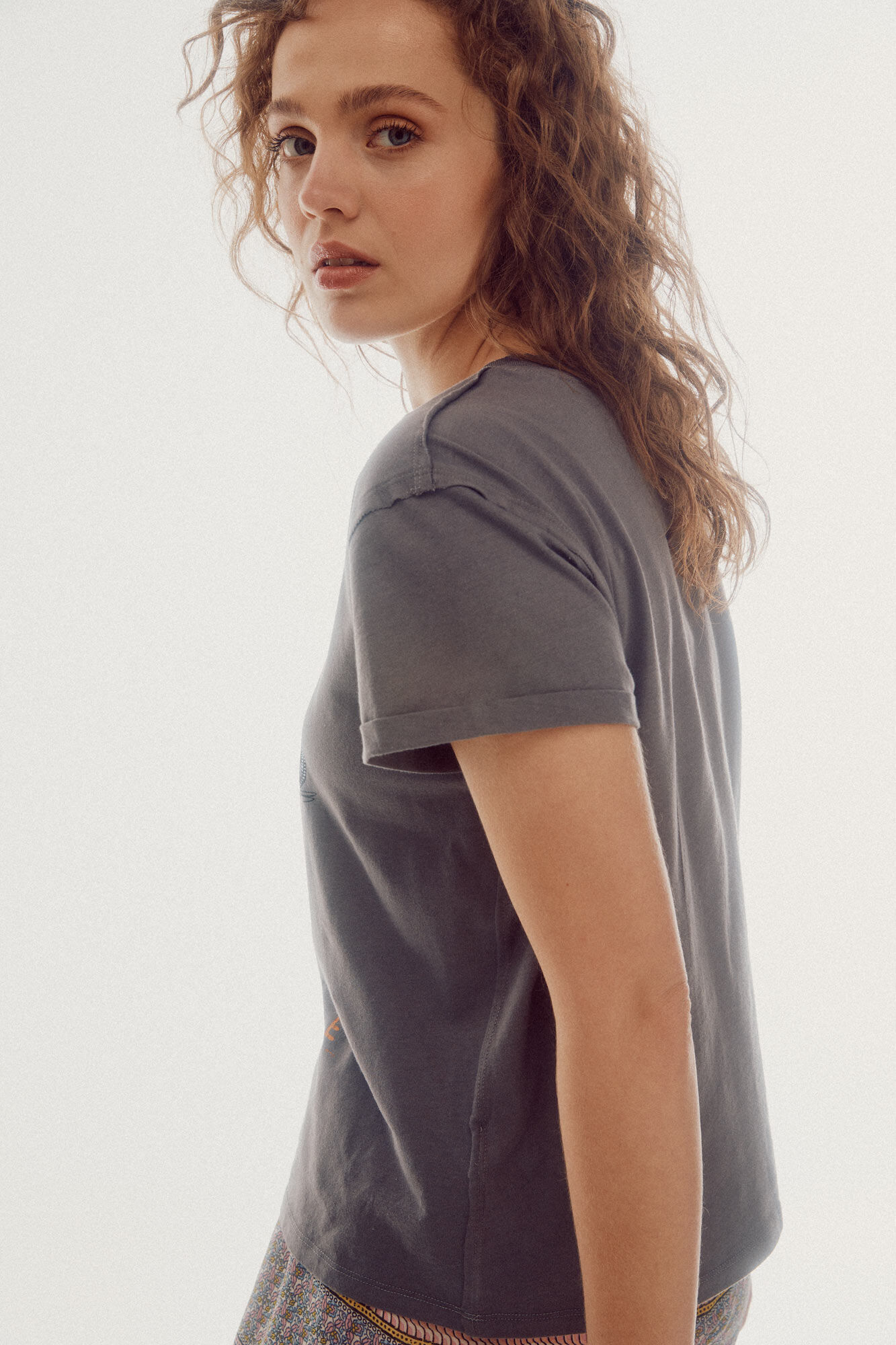 Camiseta estampada - Cinza