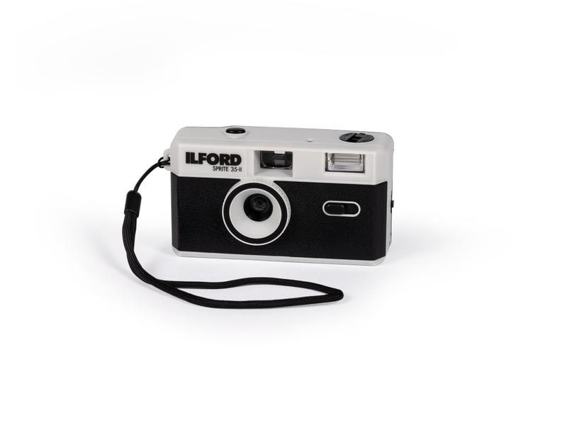 Ilford Analogkamera Sprite 35-II Black & Silver Kompaktkamera mit Blitz
