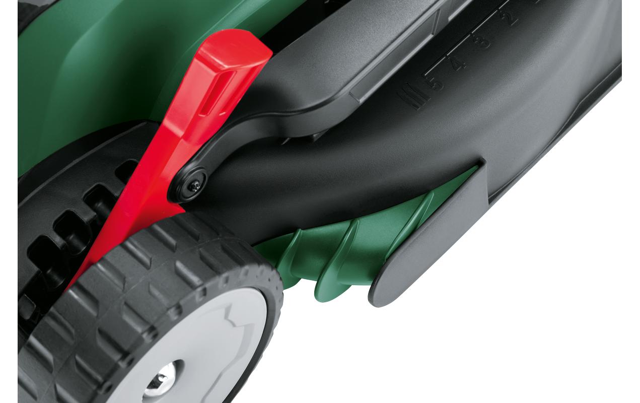 Akku-Rasenmäher UniversalRotak 2x18V-37-550 Kit (2 x 4.0Ah)<br>Kraftvolles Mähen und bequeme Grasschnittsammlung für mittelgrosse bis grössere Rasenflächen