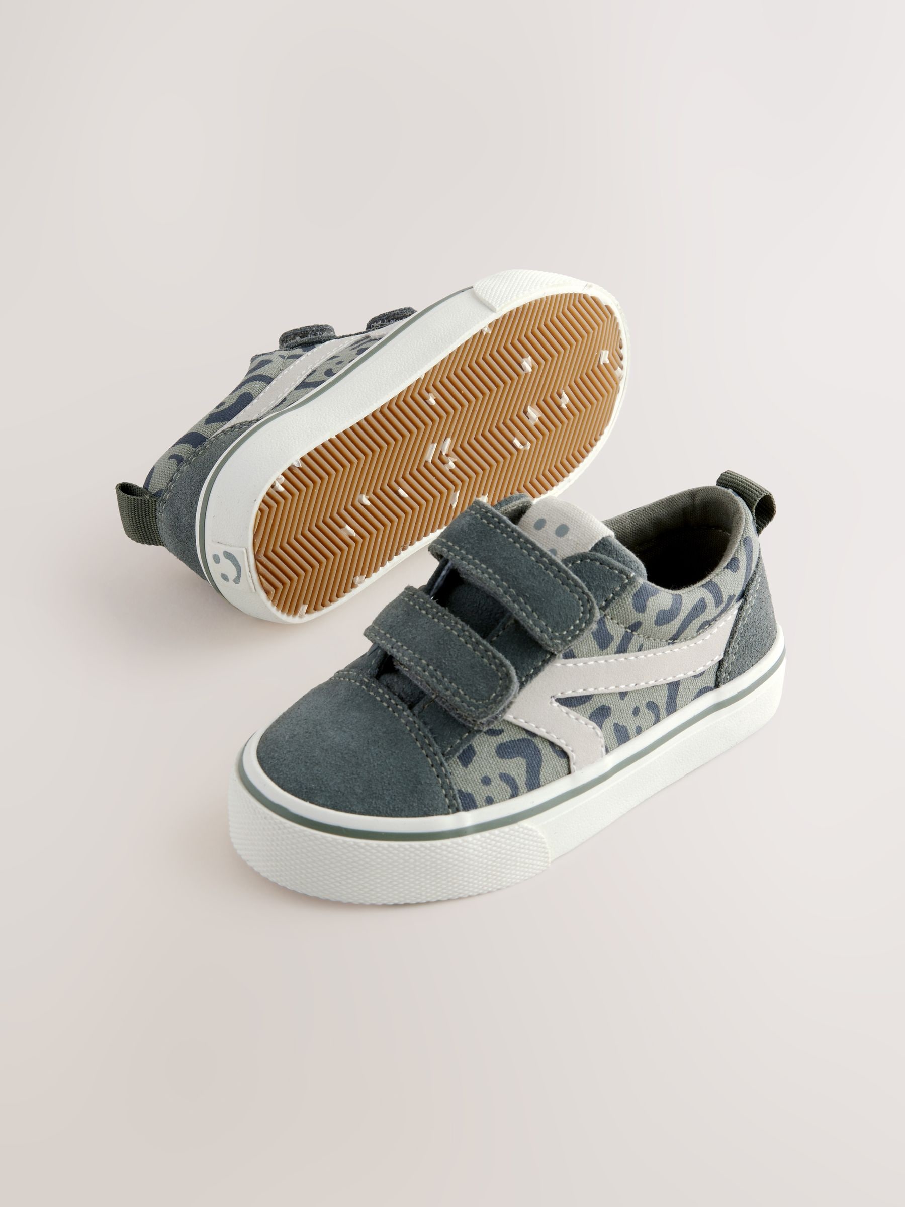 Kakigroen - Klittenbandsluiting Skate Trainers