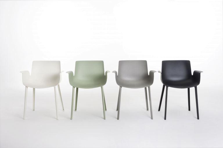 Kartell Piuma stoel saliegroen