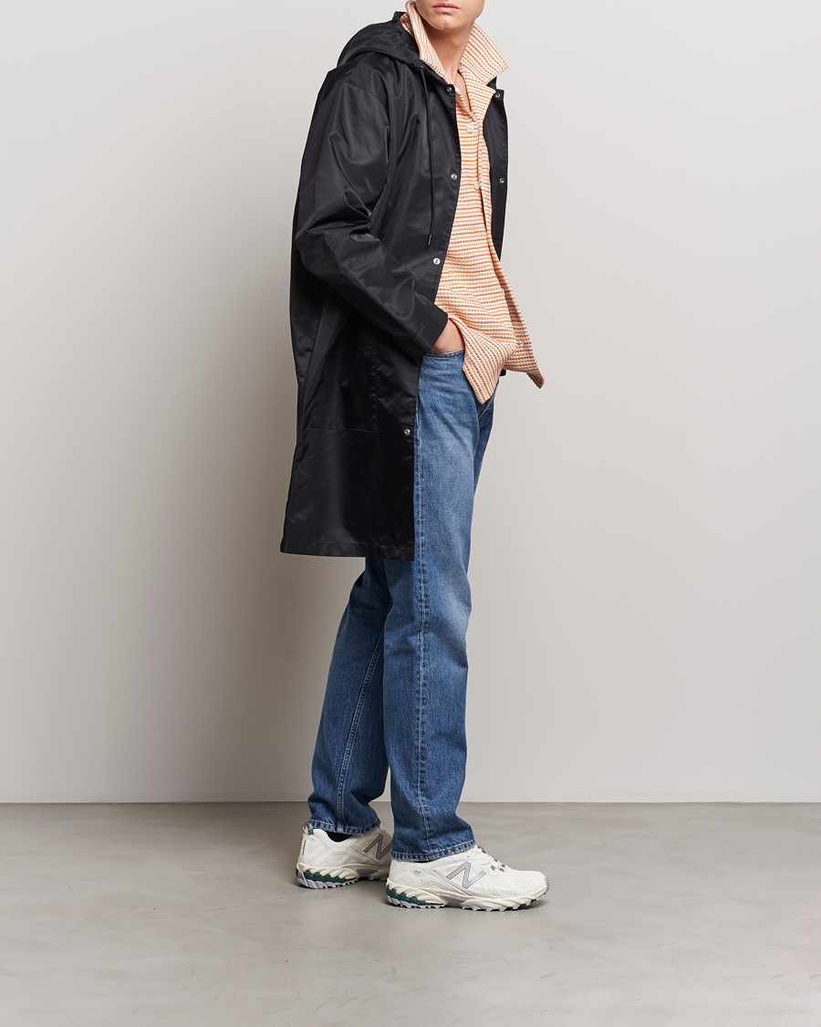 Drôle de Monsieur La Parka Slogan Coat Black