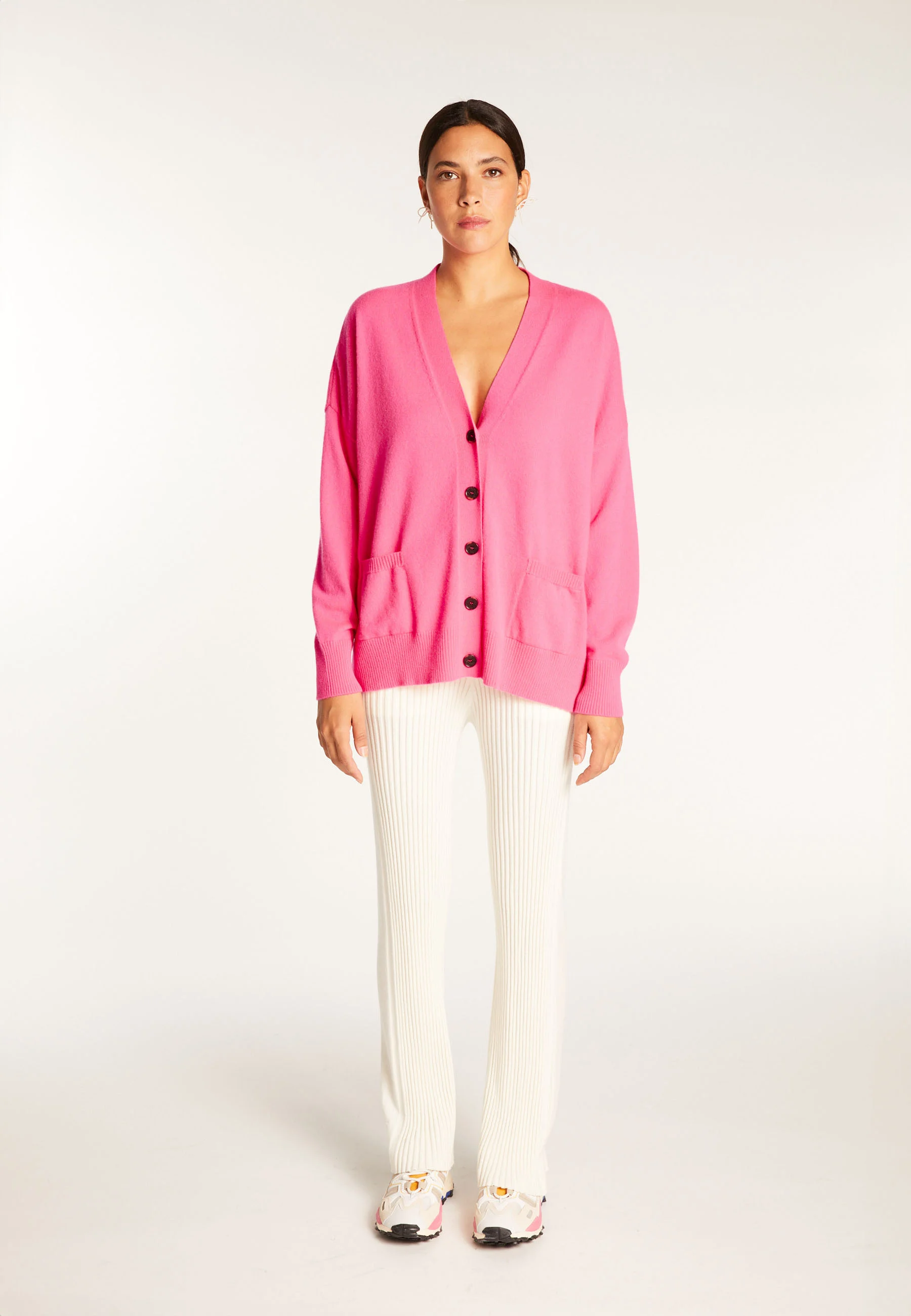 ARIEL - Gilet boutonné en cachemire | Rose
