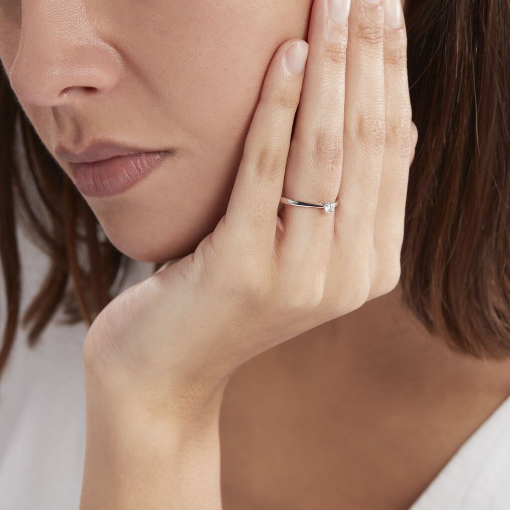 Bague Solitaire Or Blanc Fiona Diamant Synthétique