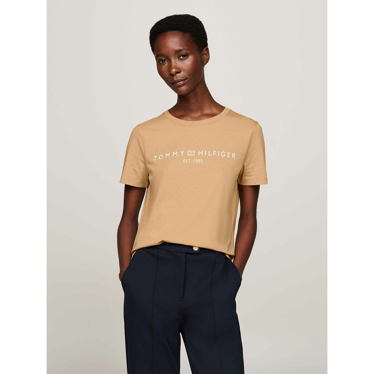 TOMMY HILFIGER<br>Camiseta de manga curta e gola redonda