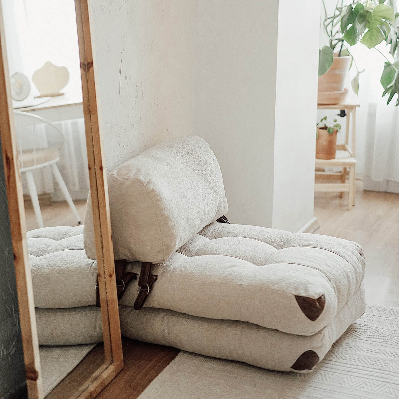 Atelier del Sofa Chauffeuse convertible Fold crème - 80x70x60 cm