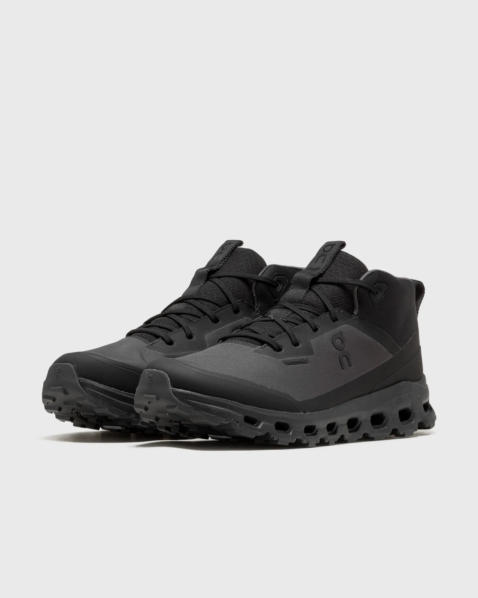 ON Cloudroam Waterproof