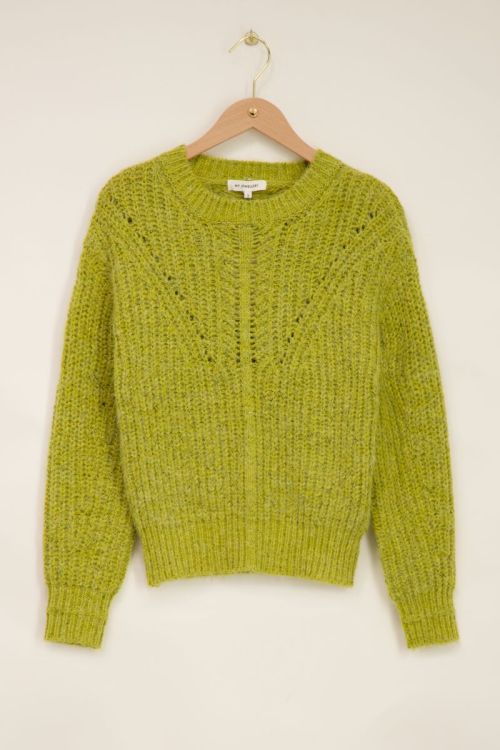 Groene trui gebreid