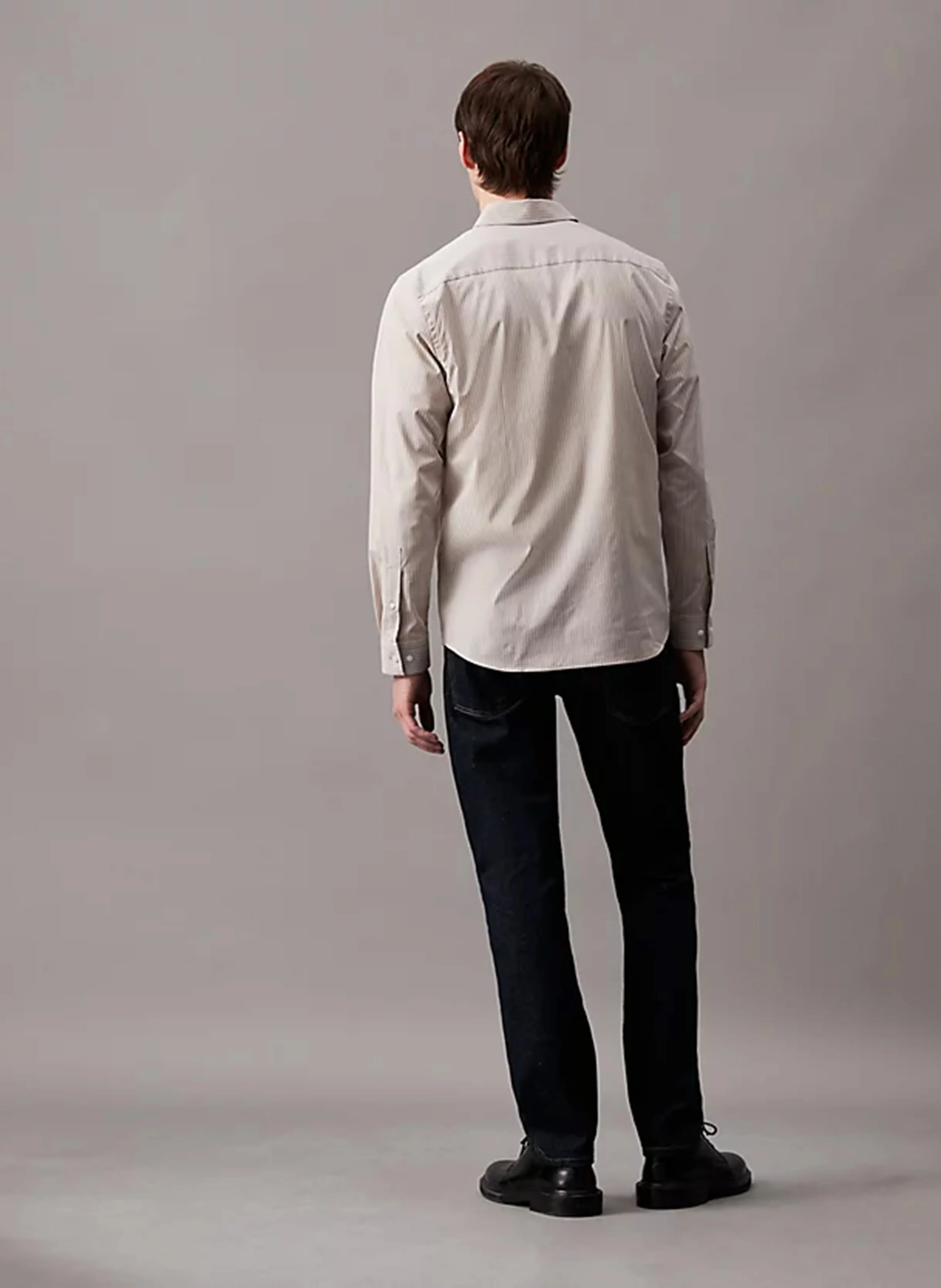 Chemise droite col classique en coton bio mélangé rayée | Gris