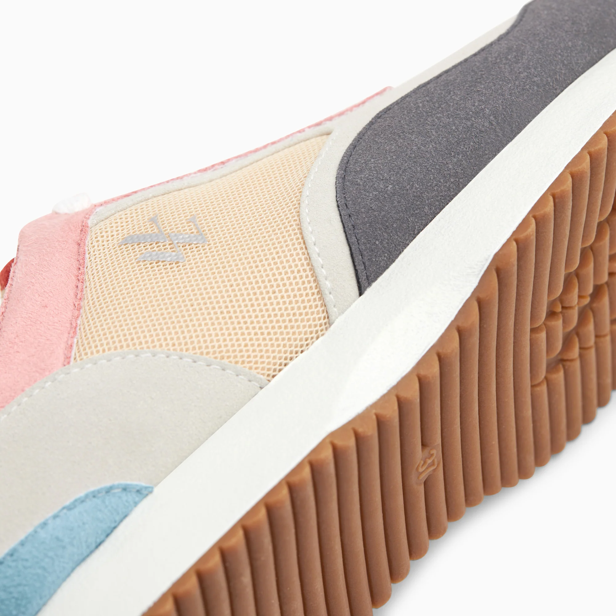 Sneakers-Baskets Solveig gris et rose à semelle running