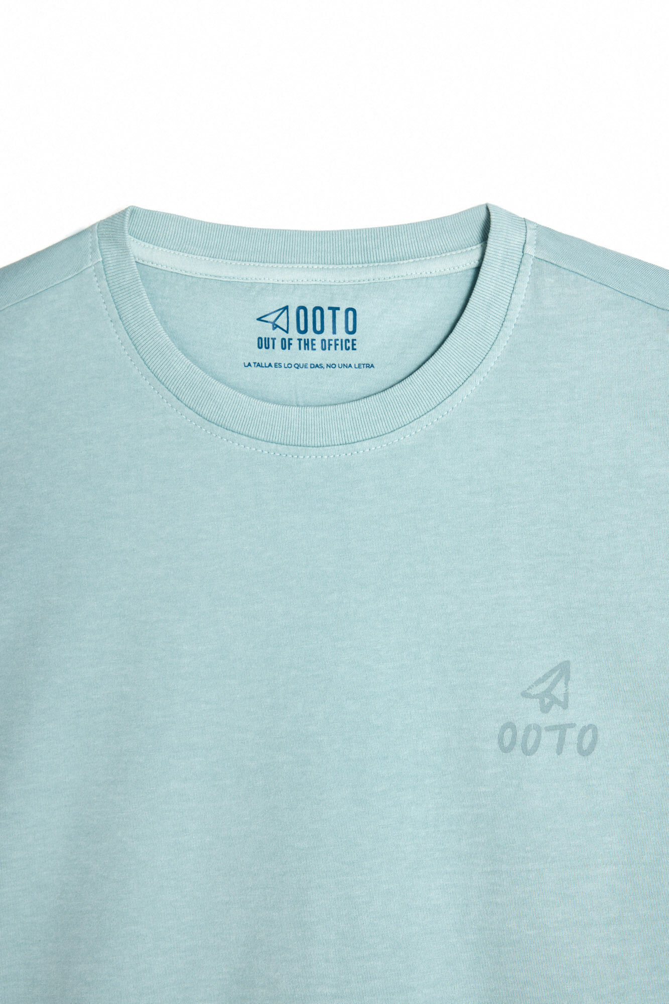 Camiseta estampada com texto nas costas - Turquesa