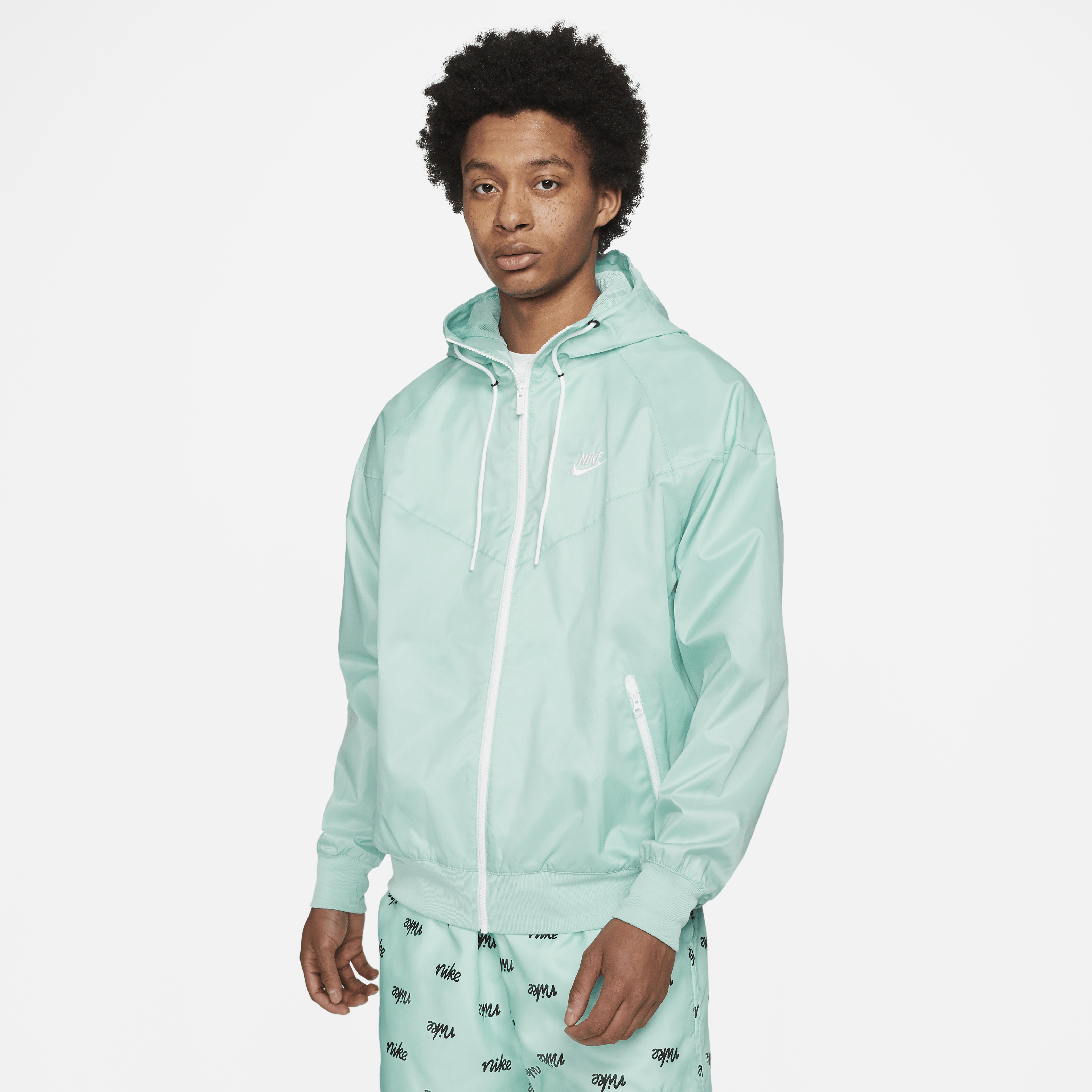 Nike Woven Windrunner Kapuzenjacke Grün F382
