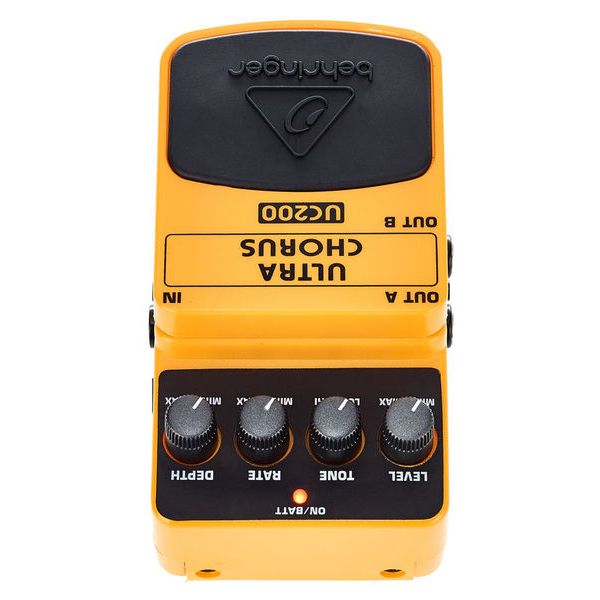Behringer UC 200