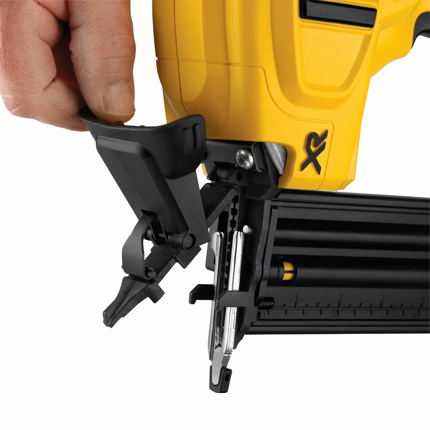 DeWALT DCN680D2 18V Li-Ion Accu tacker set (2x 2.0Ah accu) in TSTAK - 15-54mm - 18 Gauge - koolborstelloos