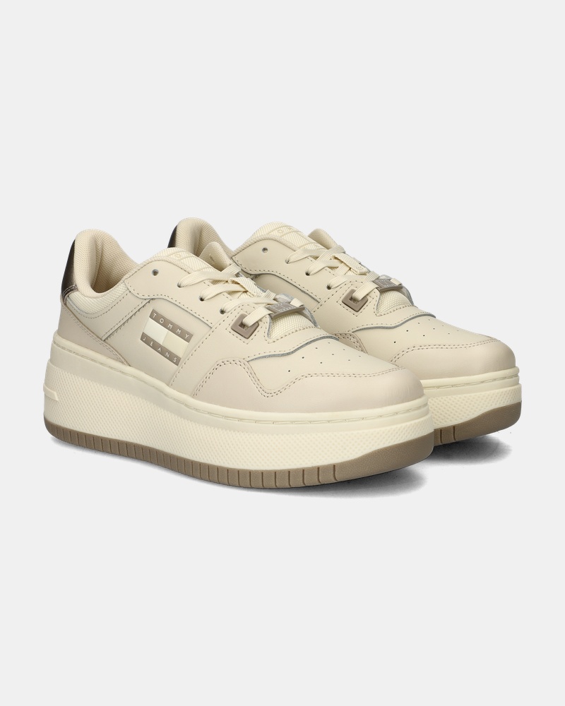 Tommy Jeans Retro Basket Flatform Metal Lage sneakers  - wit