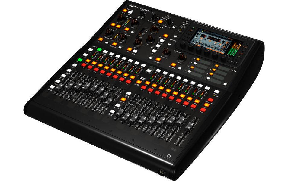 Mischpult X32 Producer<br>Digitales Mischpult
