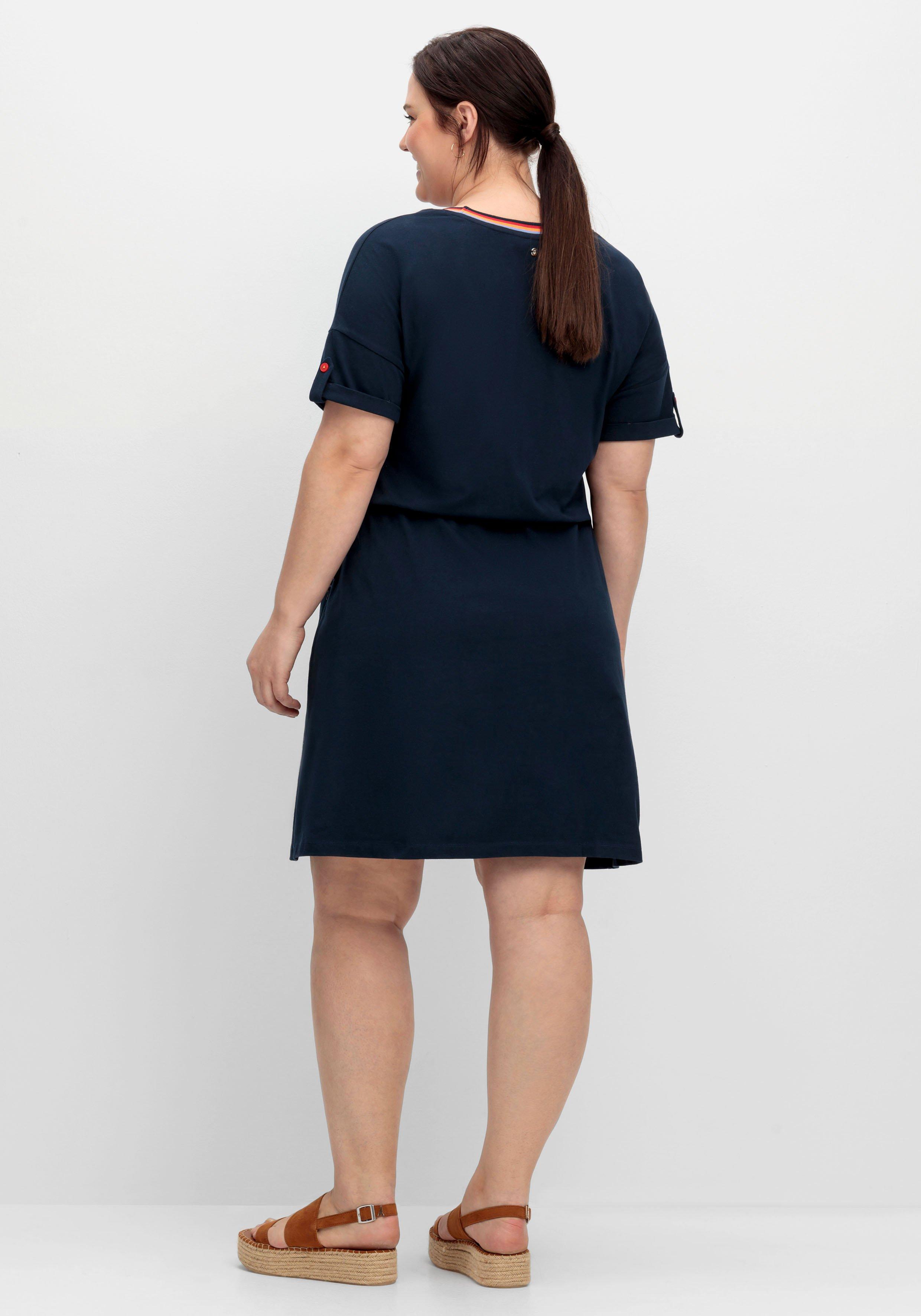 Jerseykleid mit Ringelbündchen und Tunnelzug