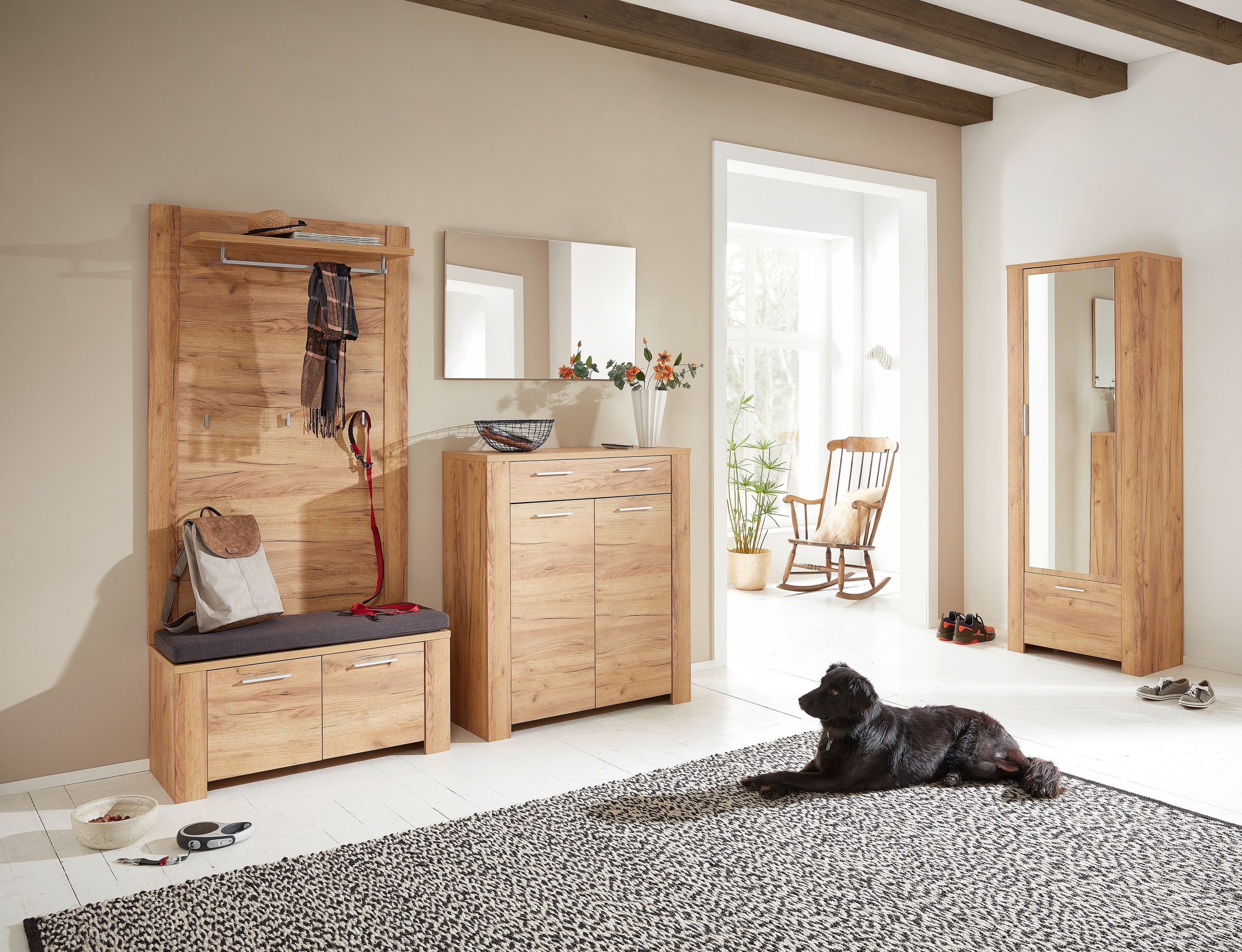 Garderobe CASTERA