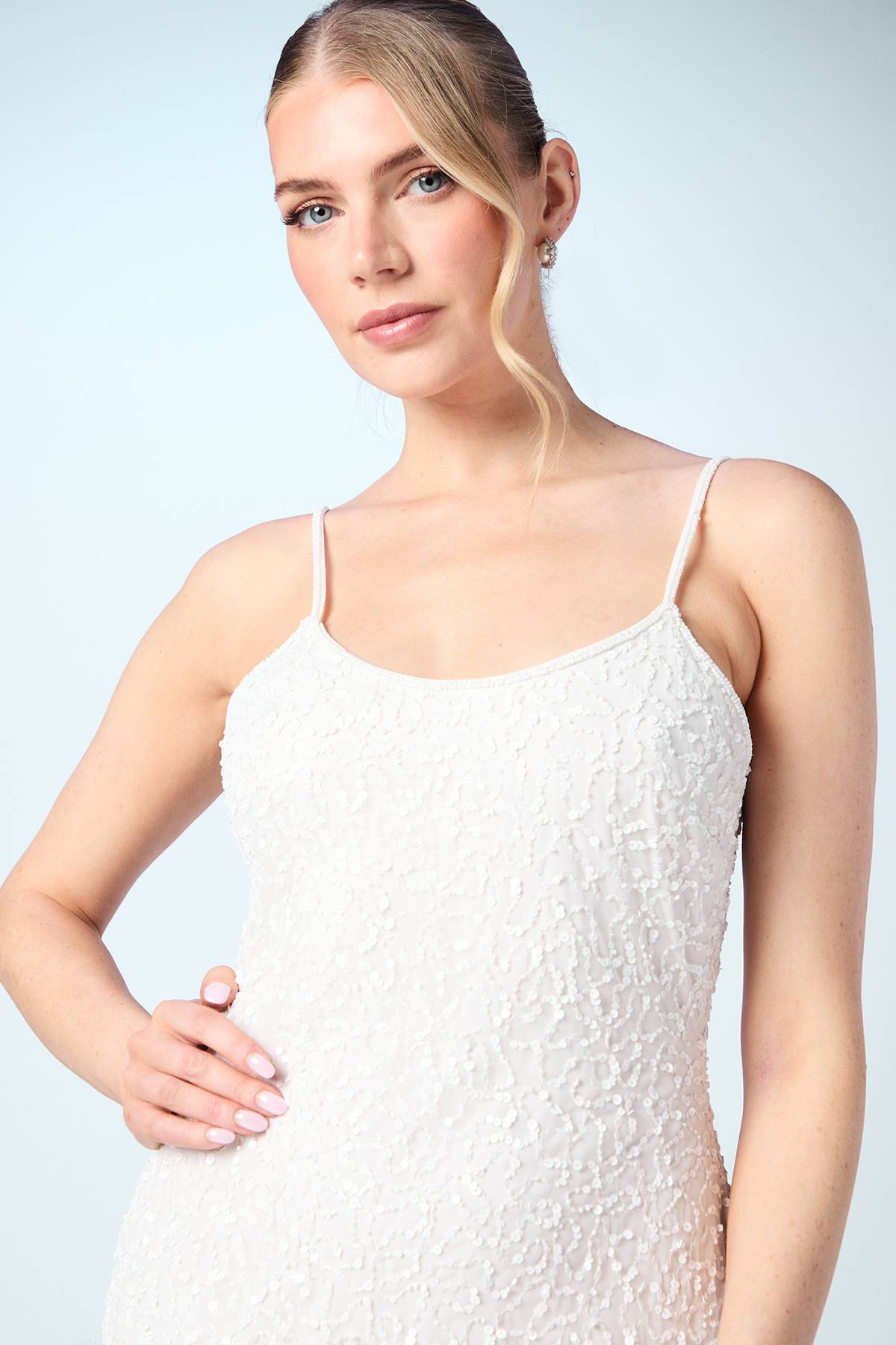 Coast Robe de Mariée Mini Ornée de Sequins Style Plumes
