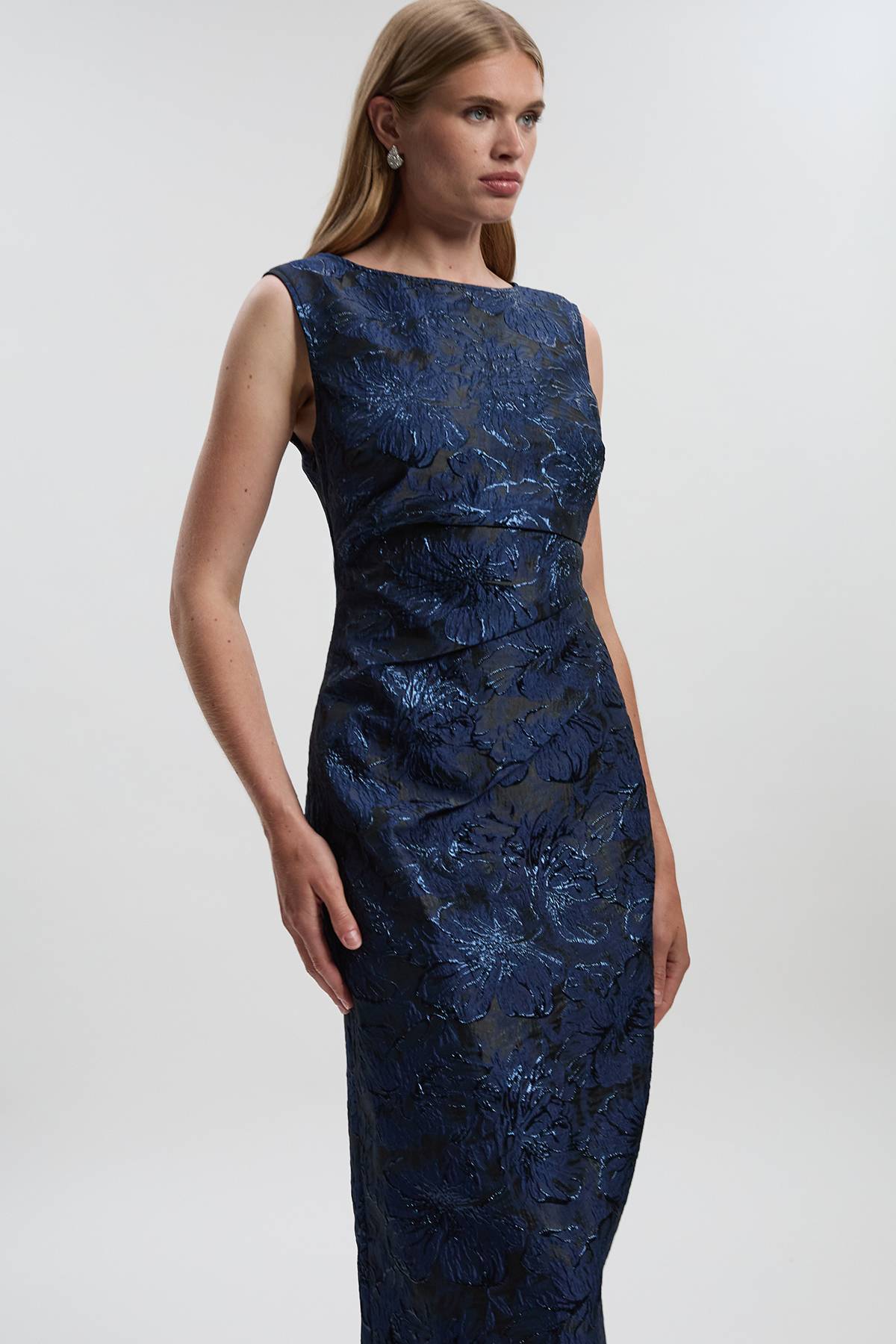 KarenMillen Robe Crayon Asymétrique en Jacquard Texturé Fleuri