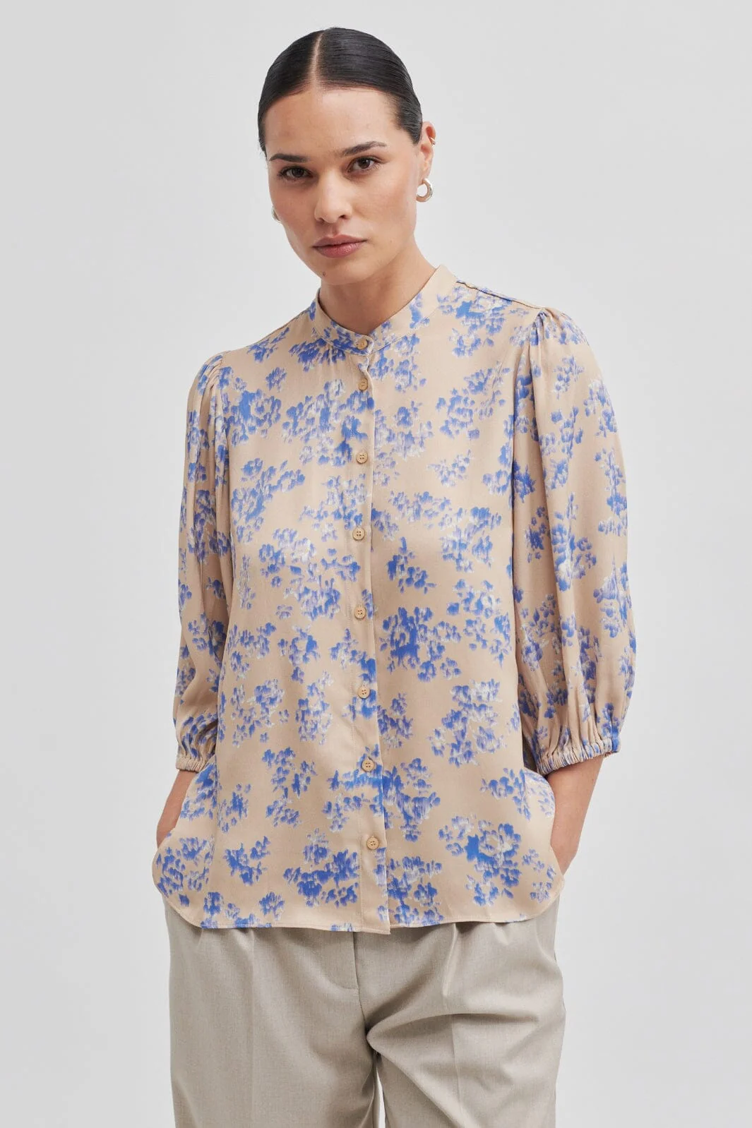 Second Female Riss Shirt