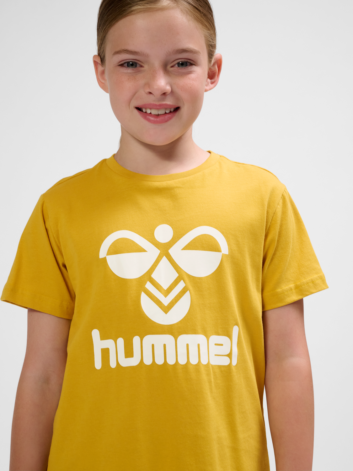 hmlTRES T-SHIRT S/S