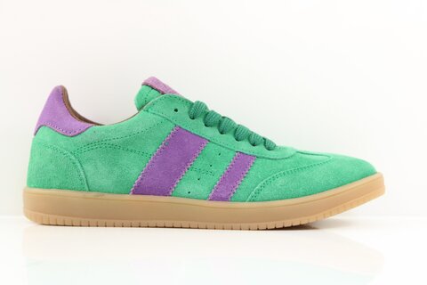 Hip Sneaker