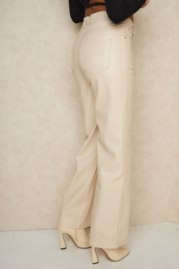 Pantalon en simili cuir beige