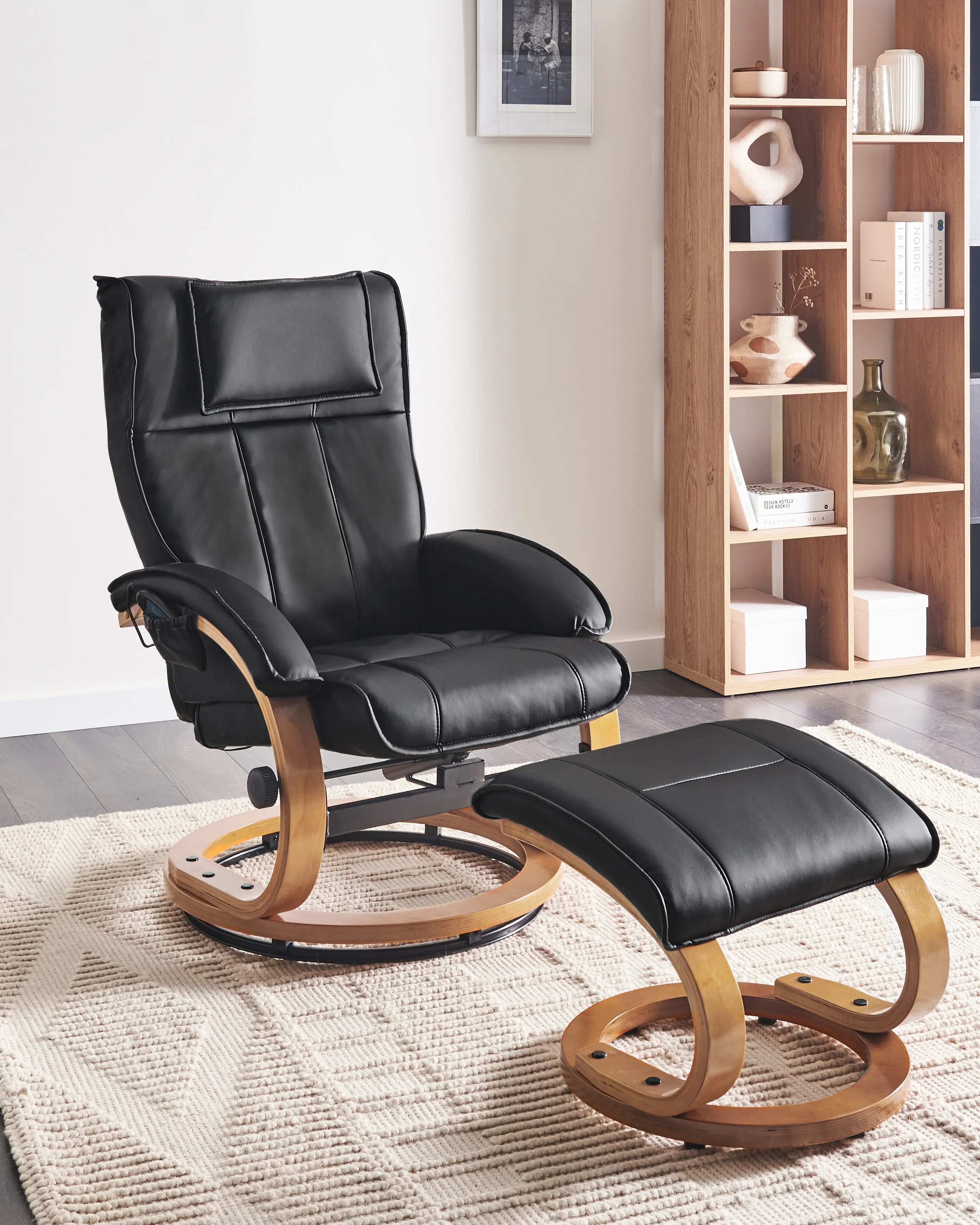 Massagestoel MAJESTIC met voetenbank Kunstleer Zwart
