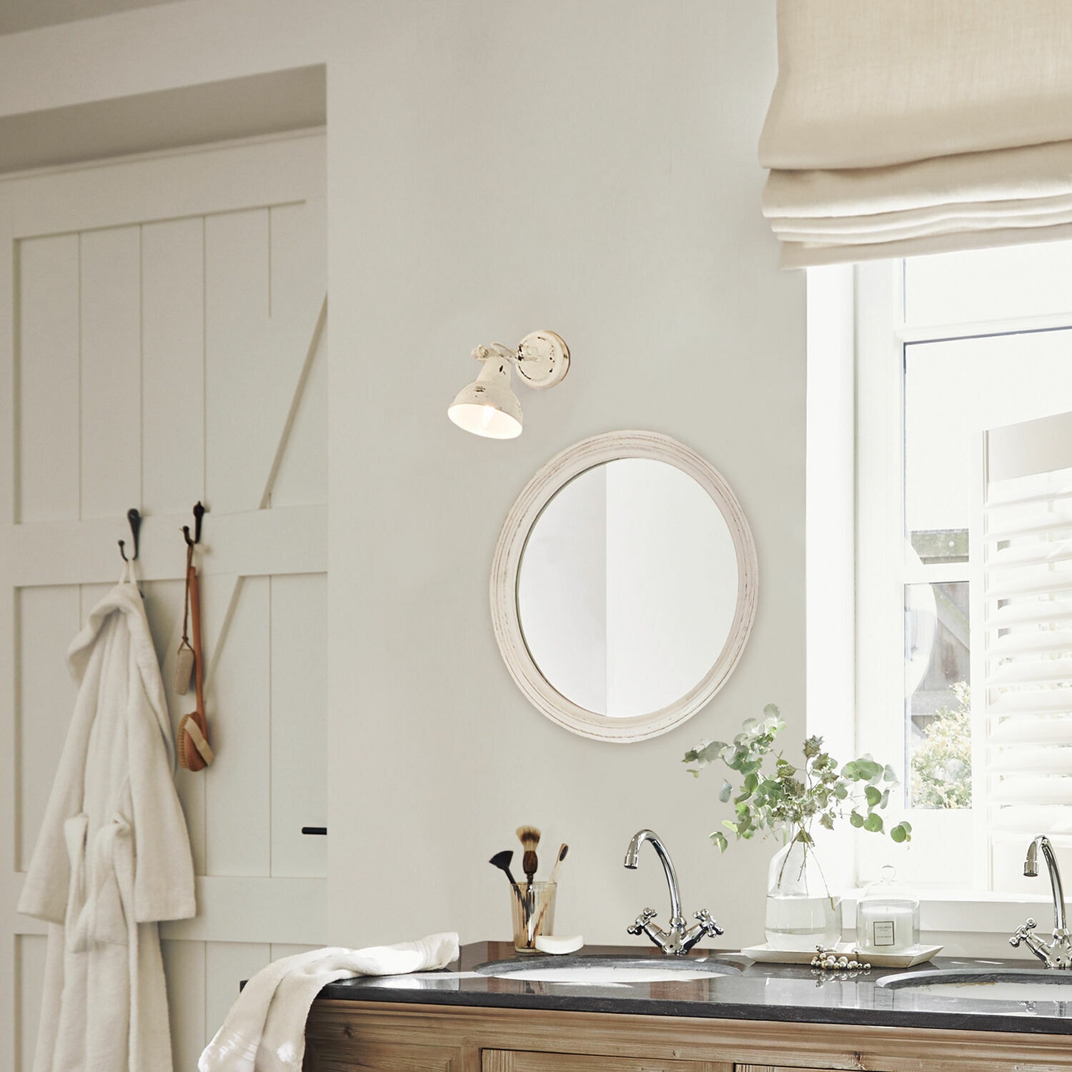 Wandlampe Rieke antikweiß