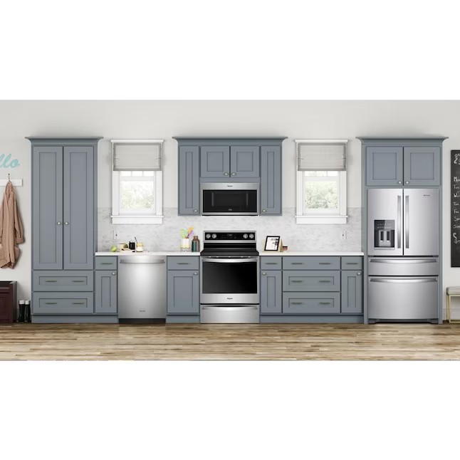 Refrigerador Whirlpool de 24,5 pés cúbicos com 4 portas e sistema French Door, com máquina de gelo (aço inoxidável resistente a impressões digitais) e certificação ENERGY STAR.