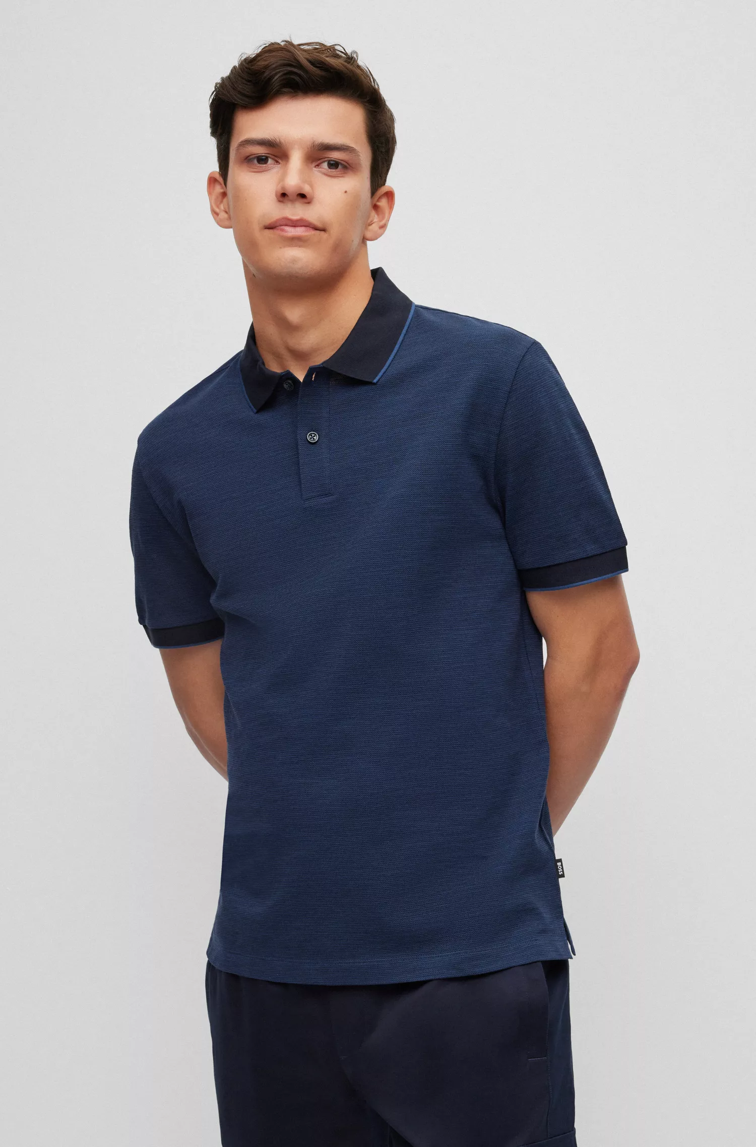 Camisa polo BOSS preta em dois tons de algodão jersey com detalhes contrastantes.