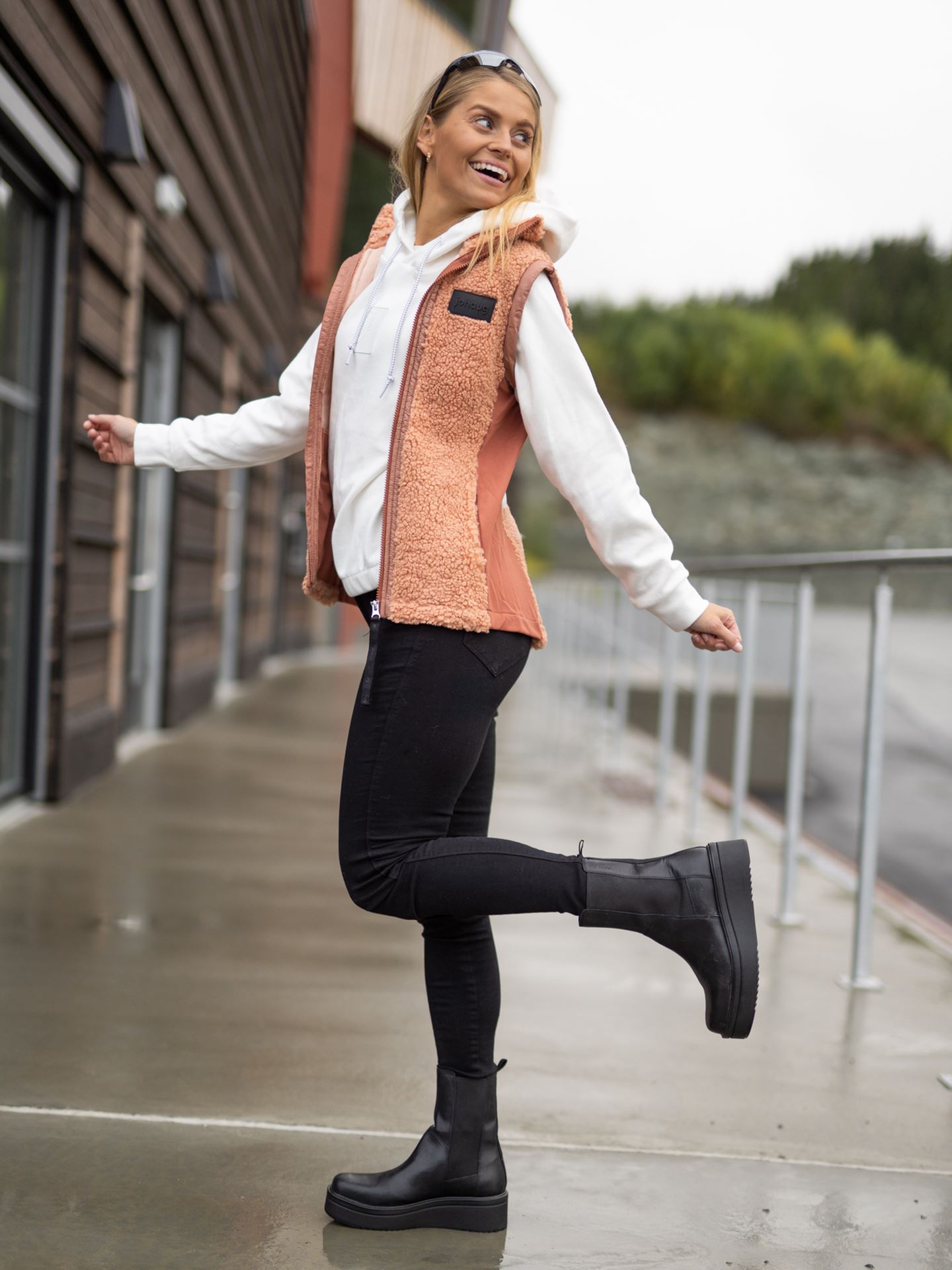 Sway Vest