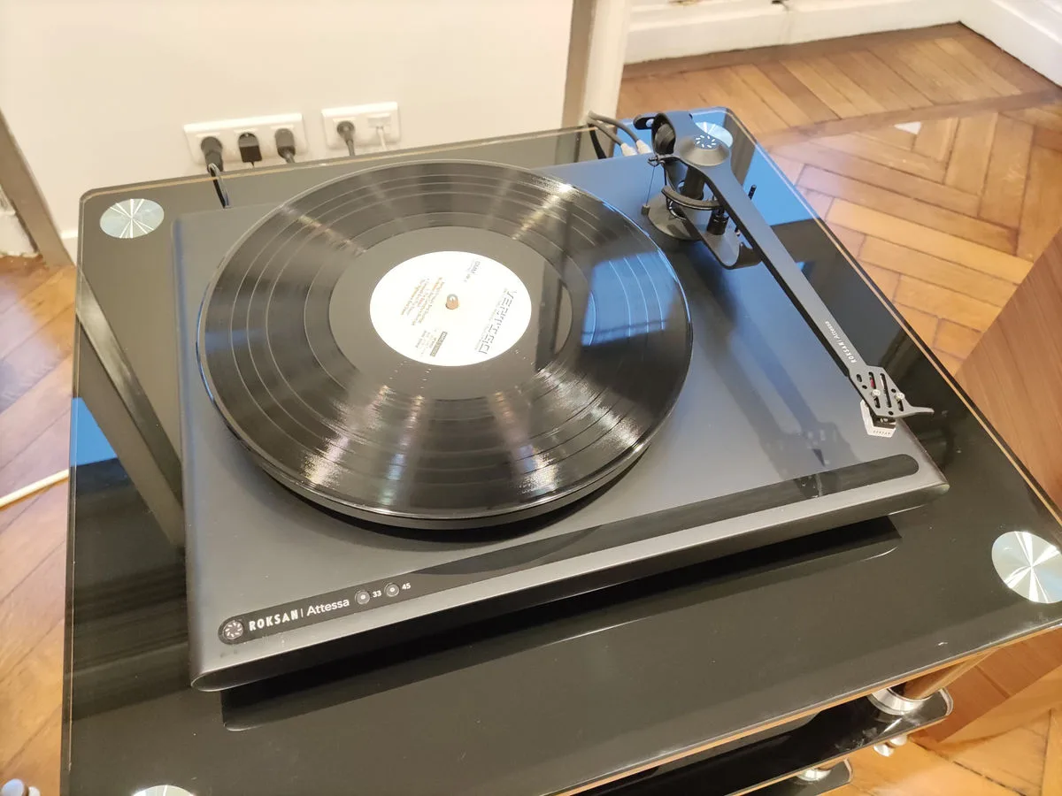 Roksan Attessa Noir satin Platines vinyle hi-fi