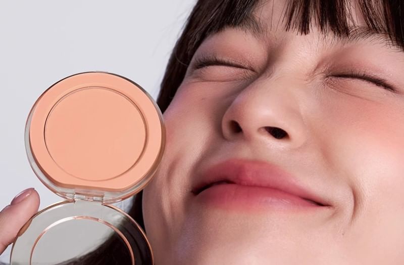 INTO YOU - Fluffy Pillow Enkele Blusher (1-3)