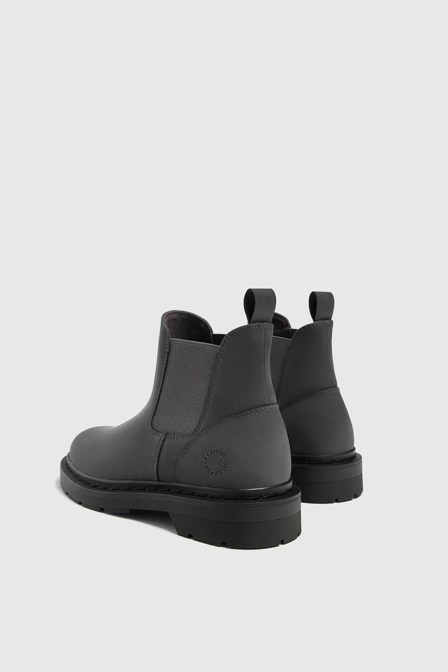 BOTA CHELSEA - CINZA