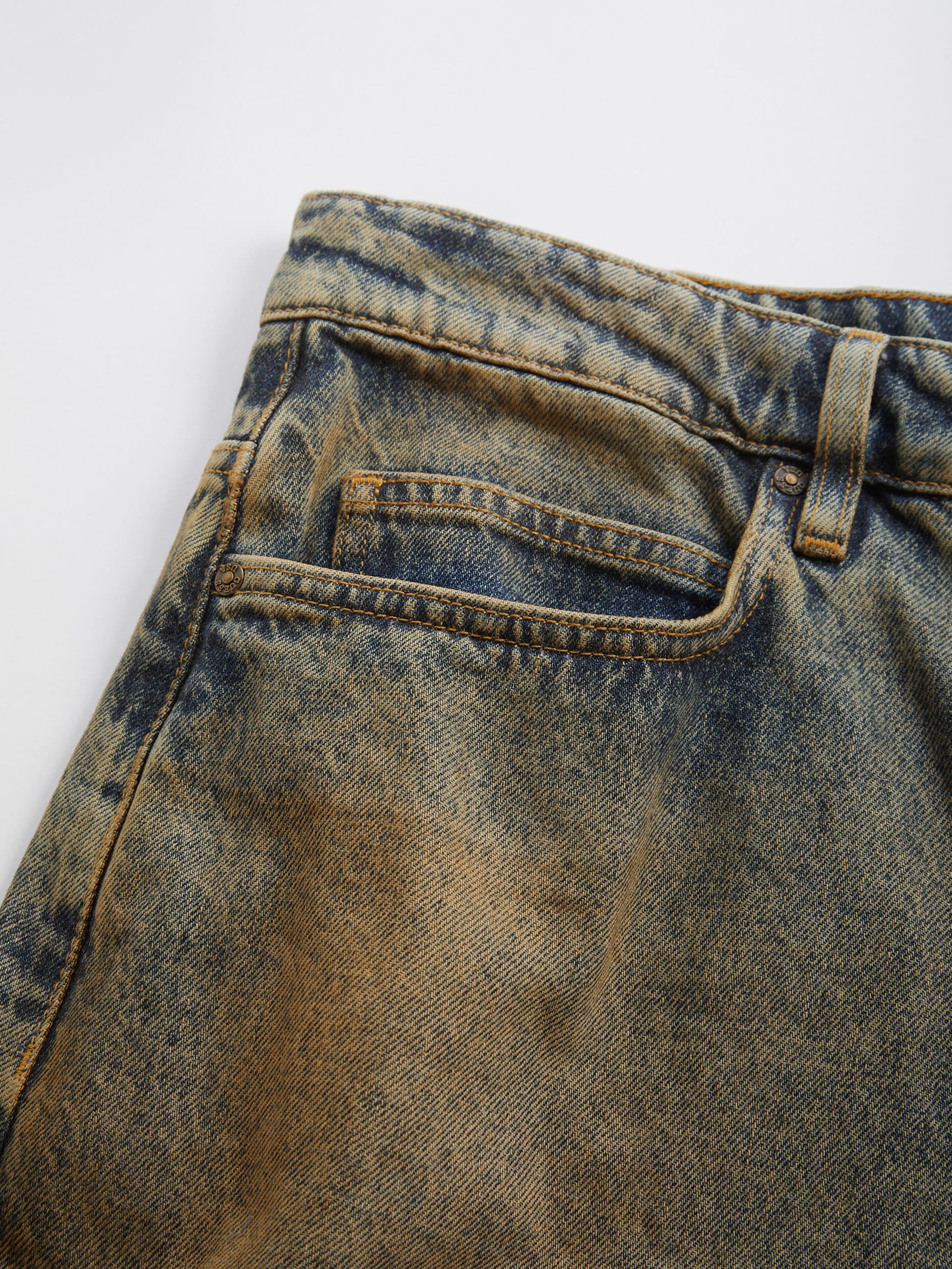 short jeans desgastado